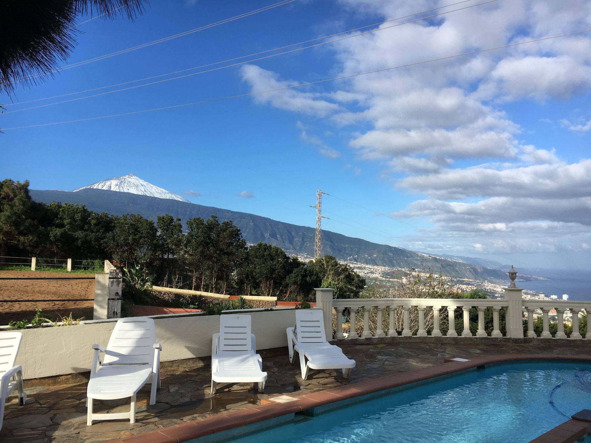 Wohnung mit Gemeinschaftspool und Panoramablick