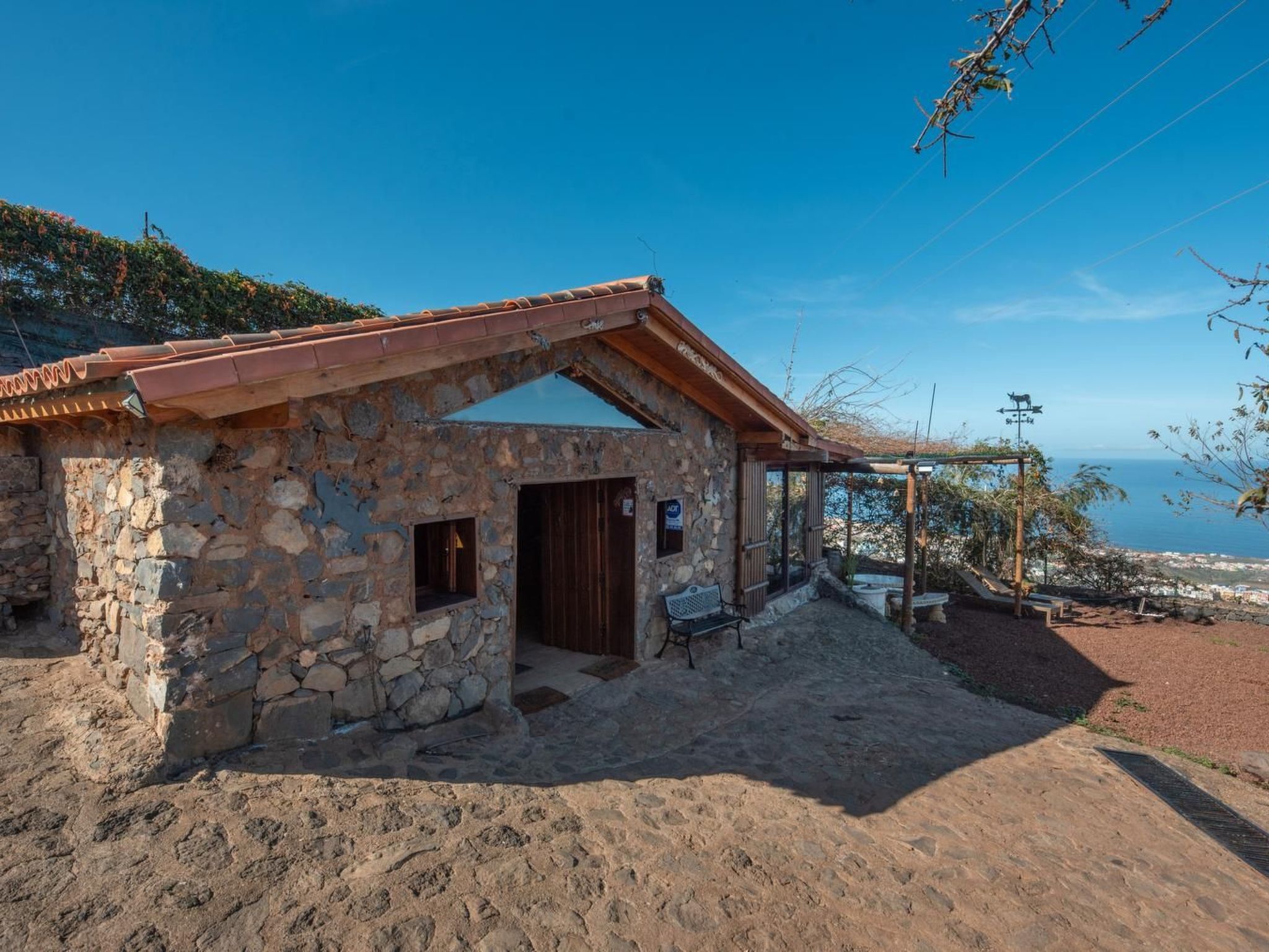 Finca "Sunny Scape Rural-Inside