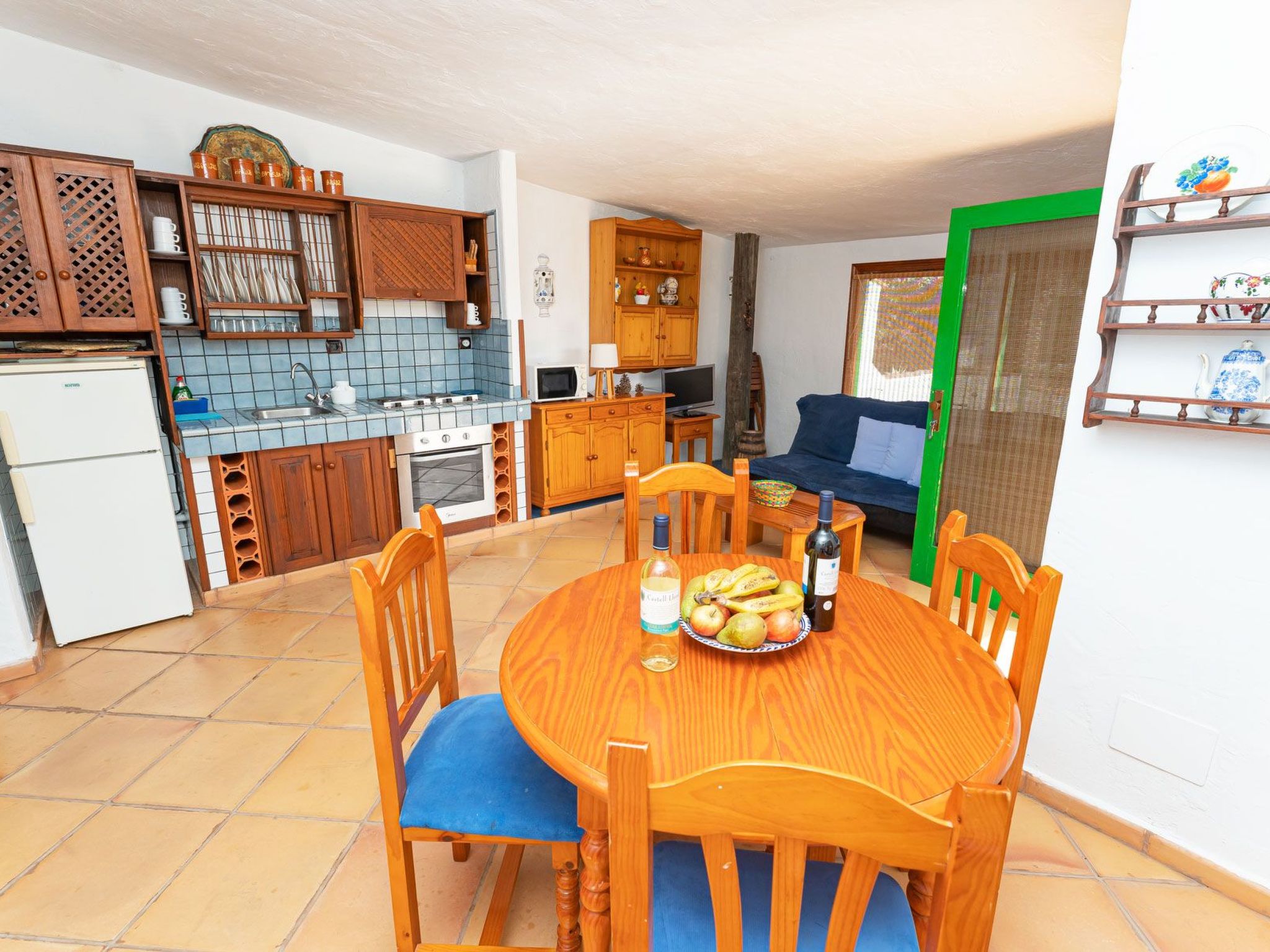 Finca "Casa Azul" mit Garten, Grill und Terrasse-Binnen