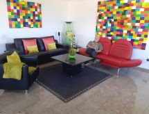 Zakelijk toevluchtsoord op Tenerife: Modern appartement nabij golf en zee - thumbnail 2