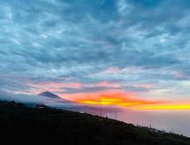 Chic Escape Villa: Designvilla met adembenemend zeezicht op Tenerife - thumbnail 2