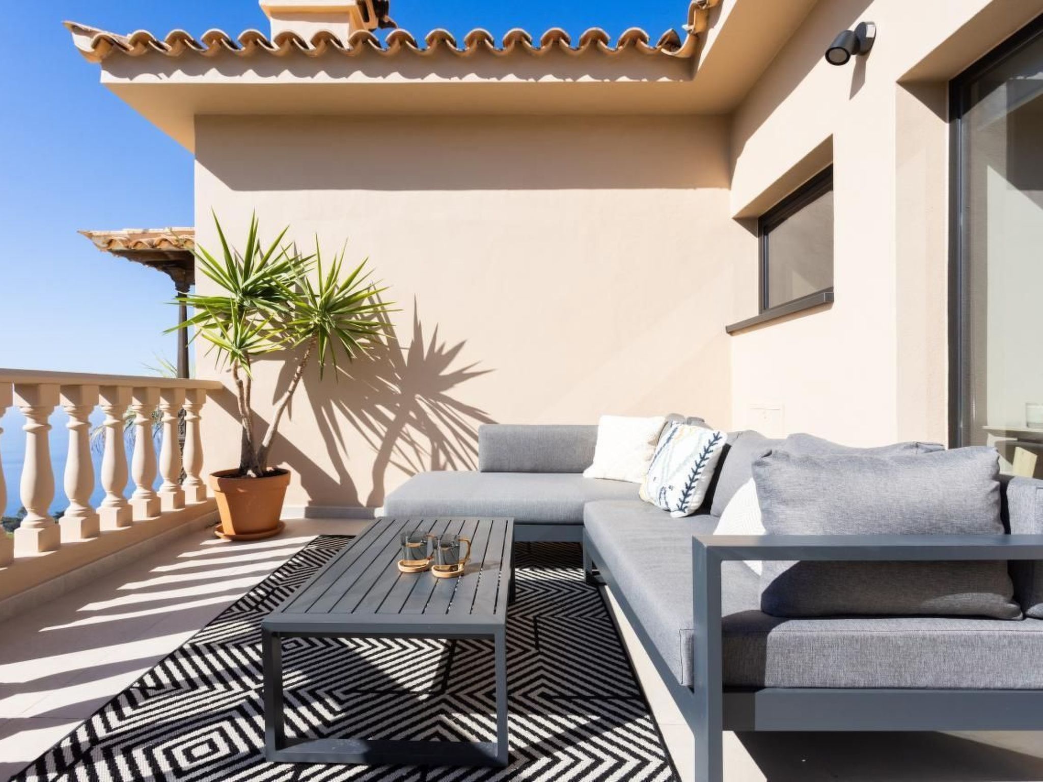 'Chic Escape Villa': Design mit Meerblick-Binnen