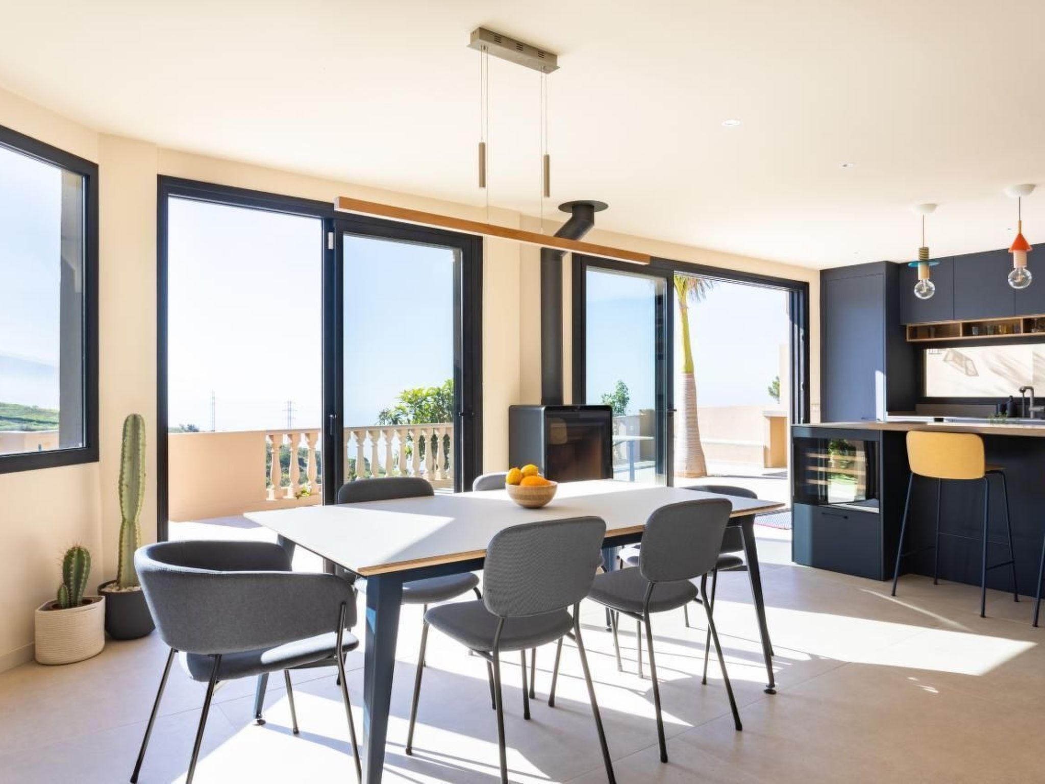 'Chic Escape Villa': Design mit Meerblick-Binnen