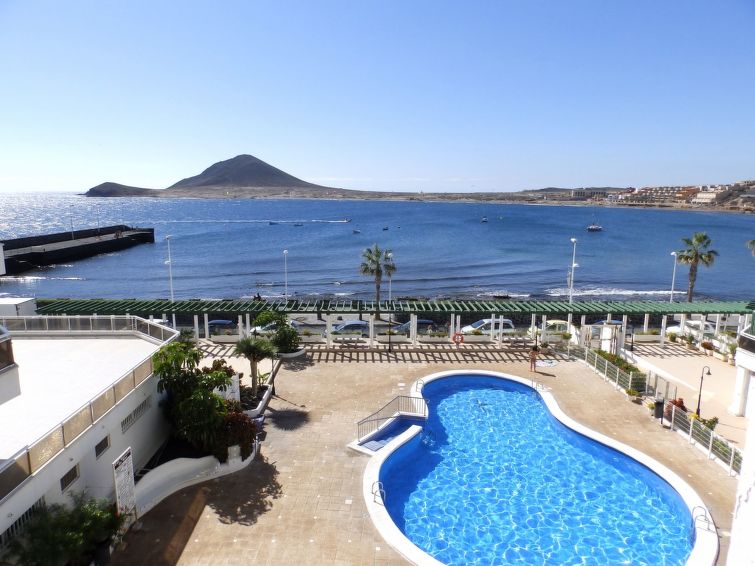 Op 500 m van zee: Ruim appartement in El Médano voor 4 personen in El Médano
