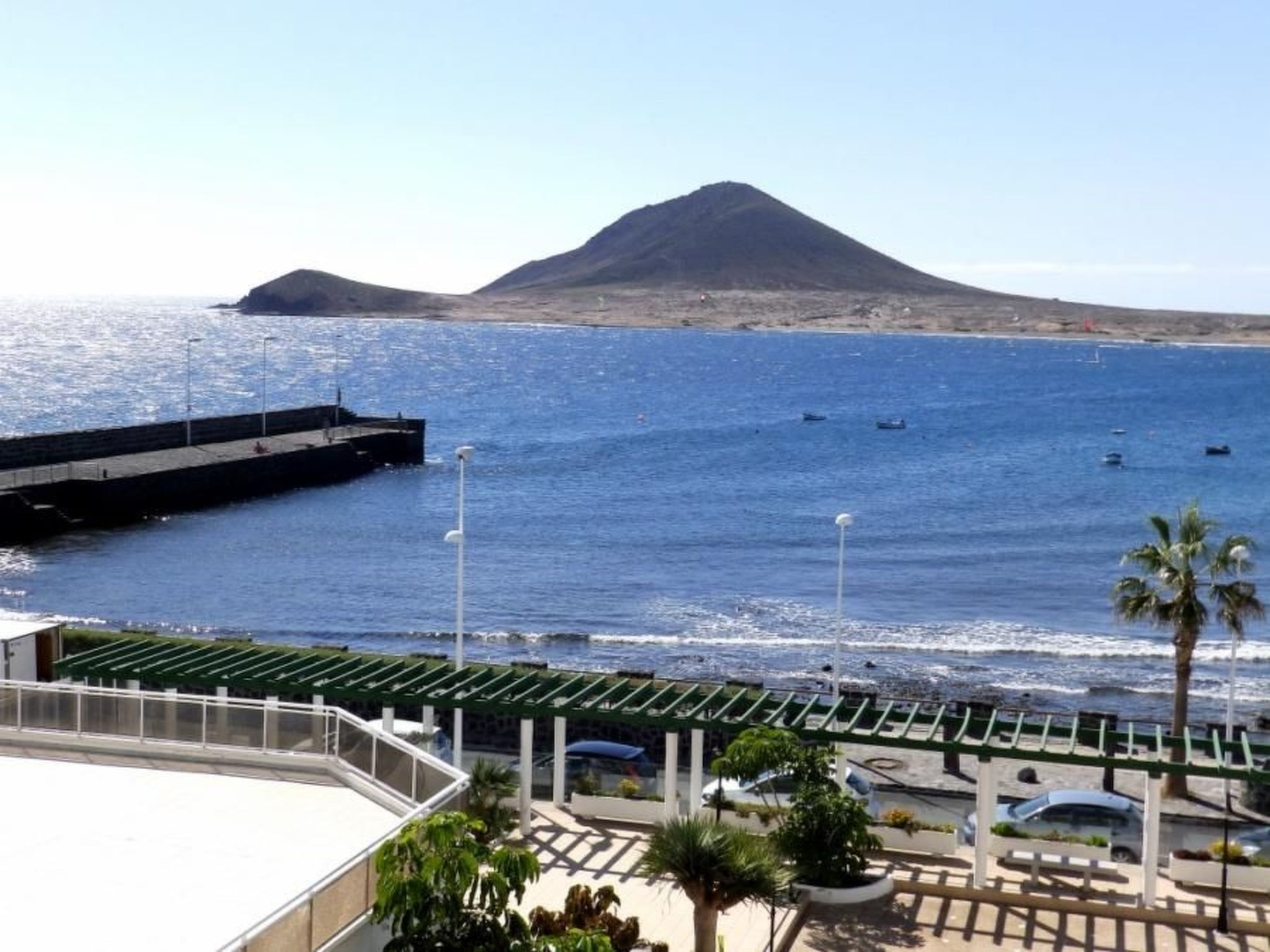 Mit Balkon und Meerblick-Inside