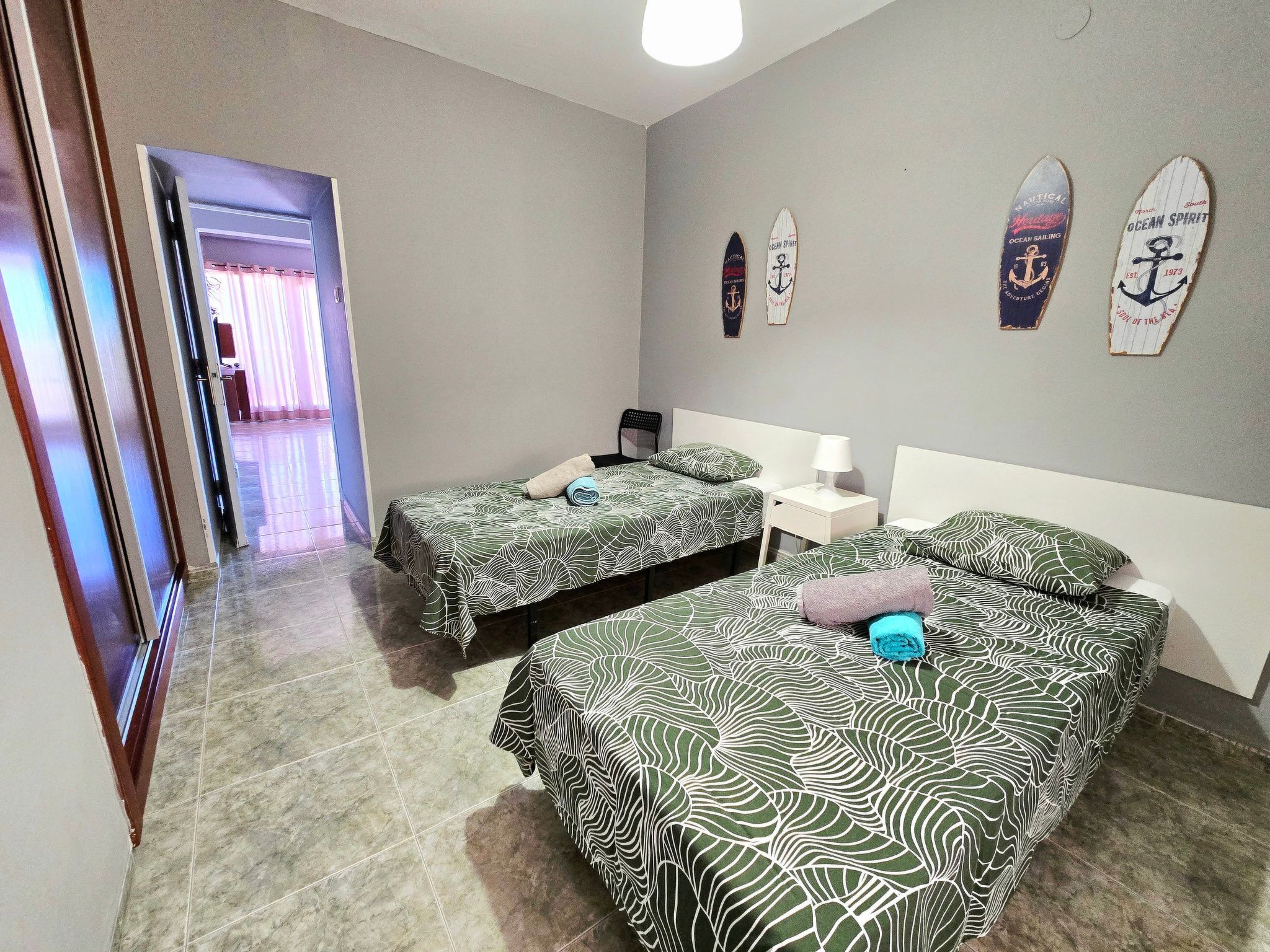 Haus mit Wifi und Terrasse direkt am Strand-Binnen