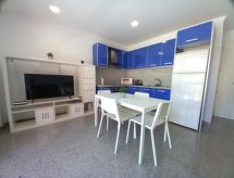 Knus appartement in El Médano, direct aan zee en op 15 meter van het strand - thumbnail 6