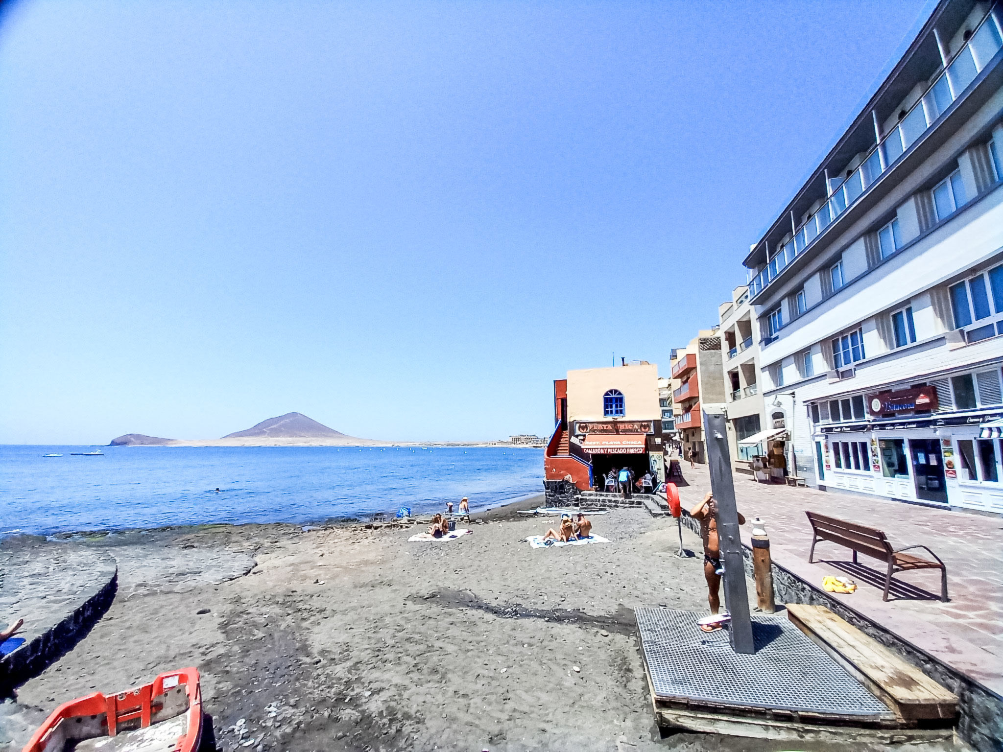 Ferienunterkunft "Playa Chica Medano". - Buiten