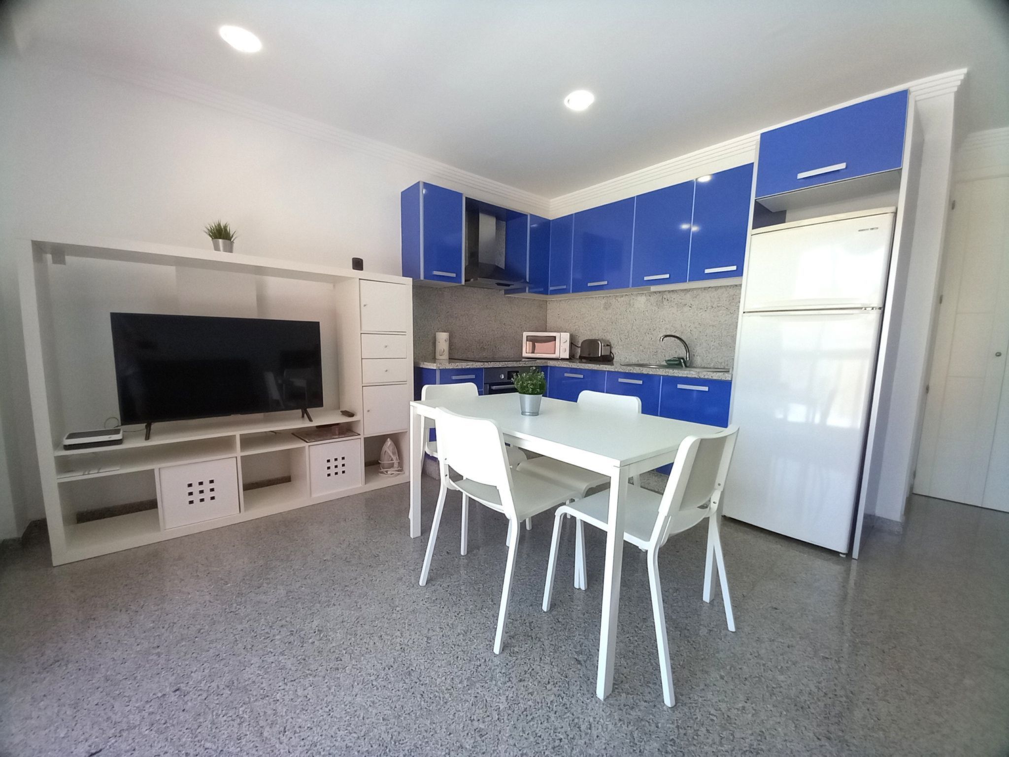 Knus appartement in El Médano, direct aan zee en op 15 meter van het strand - foto 6