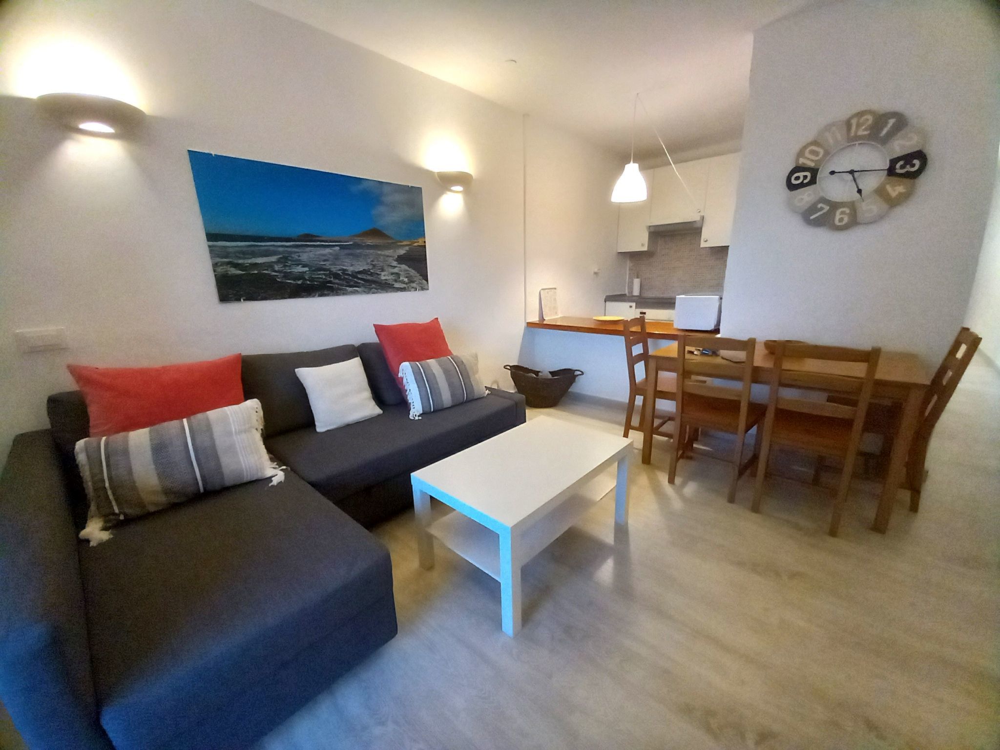 Ferienunterkunft "Marineda Medano".-Dedans