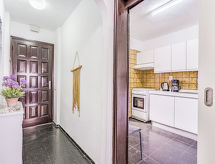 Apartamento Cristianos Central Cityscape