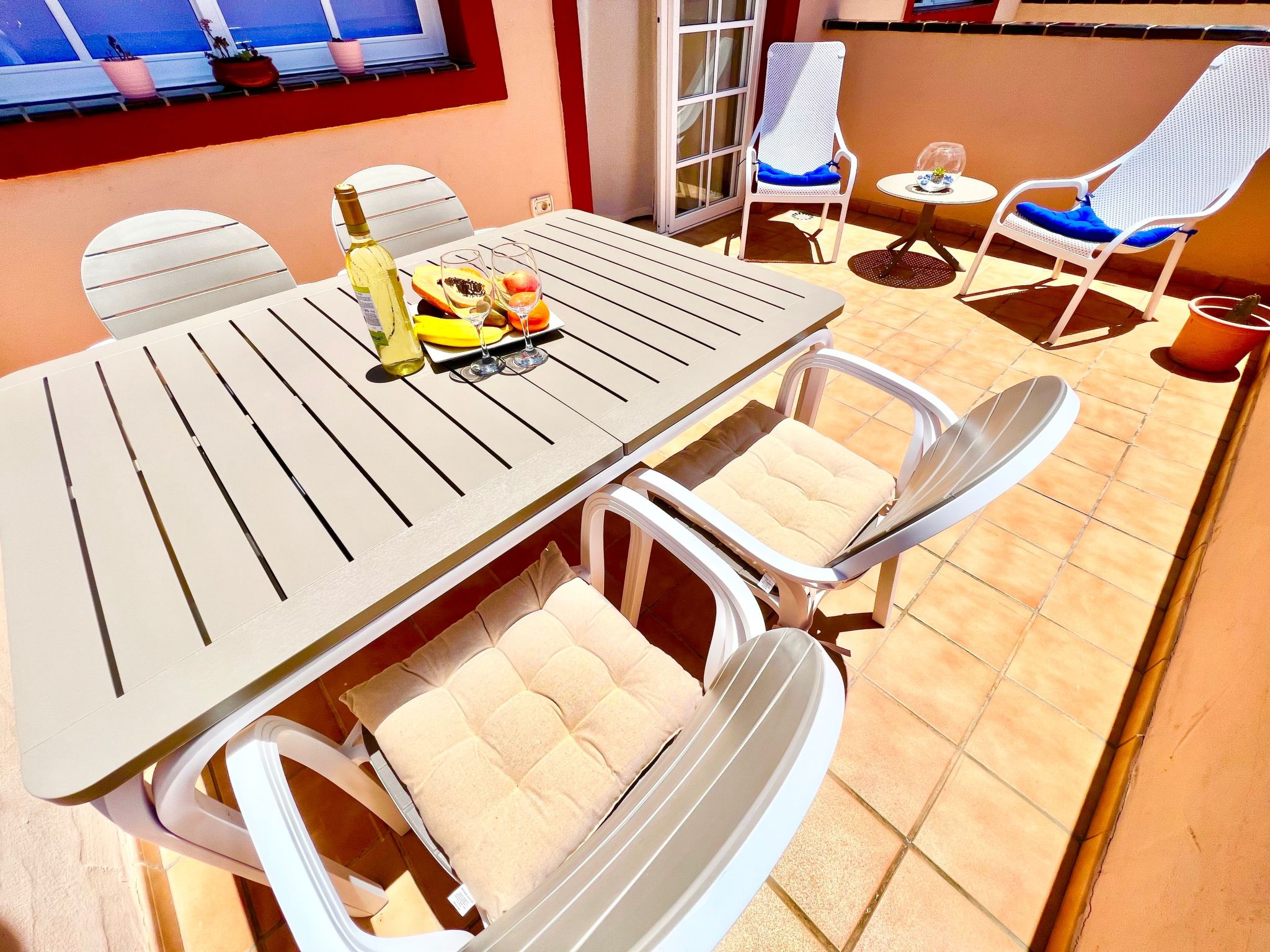 Appartement in Los Cristianos mit gemeinsamem Pool und Terrasse-Outside