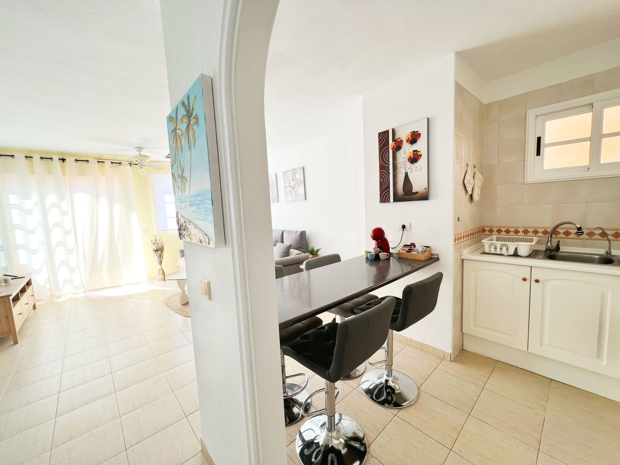 Appartement in Los Cristianos mit gemeinsamem Pool und Terrasse-Inside