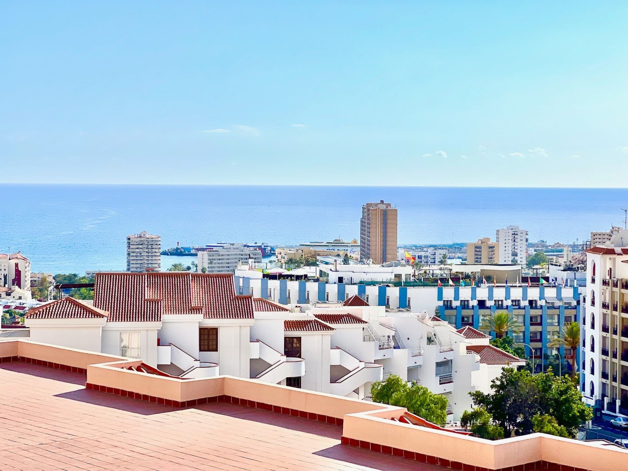 Appartement in Los Cristianos mit gemeinsamem Pool und Terrasse-Outside