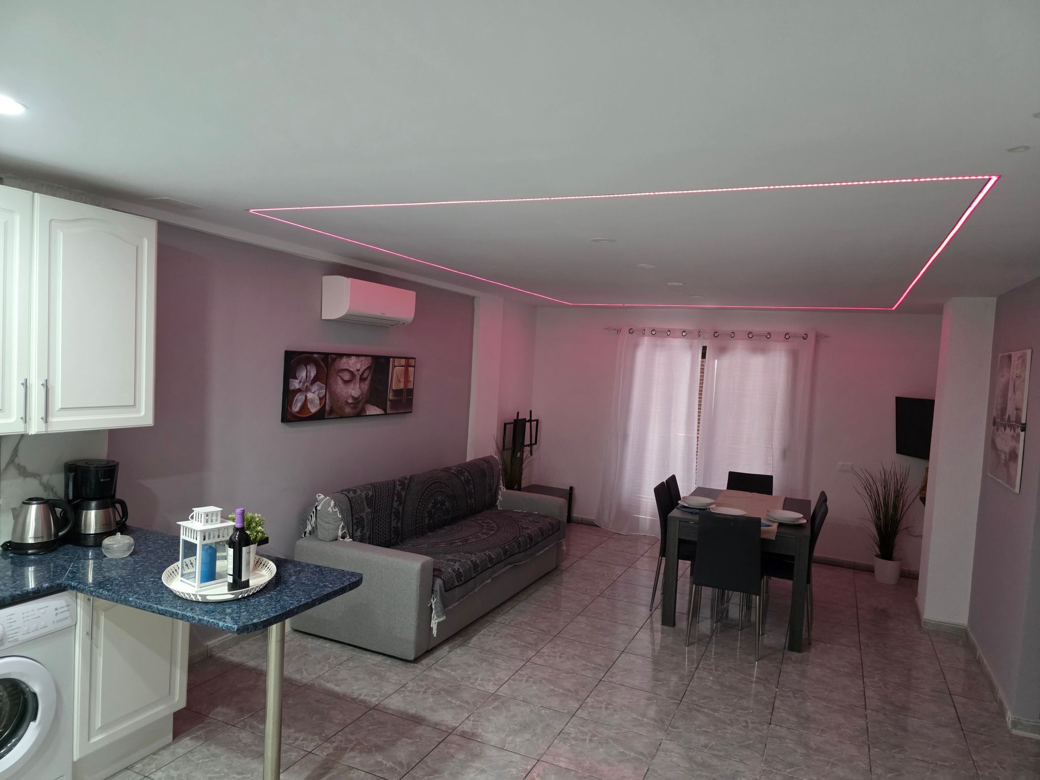 Wohnung mit beheiztem gemeinsamem Pool-Image-tags.info