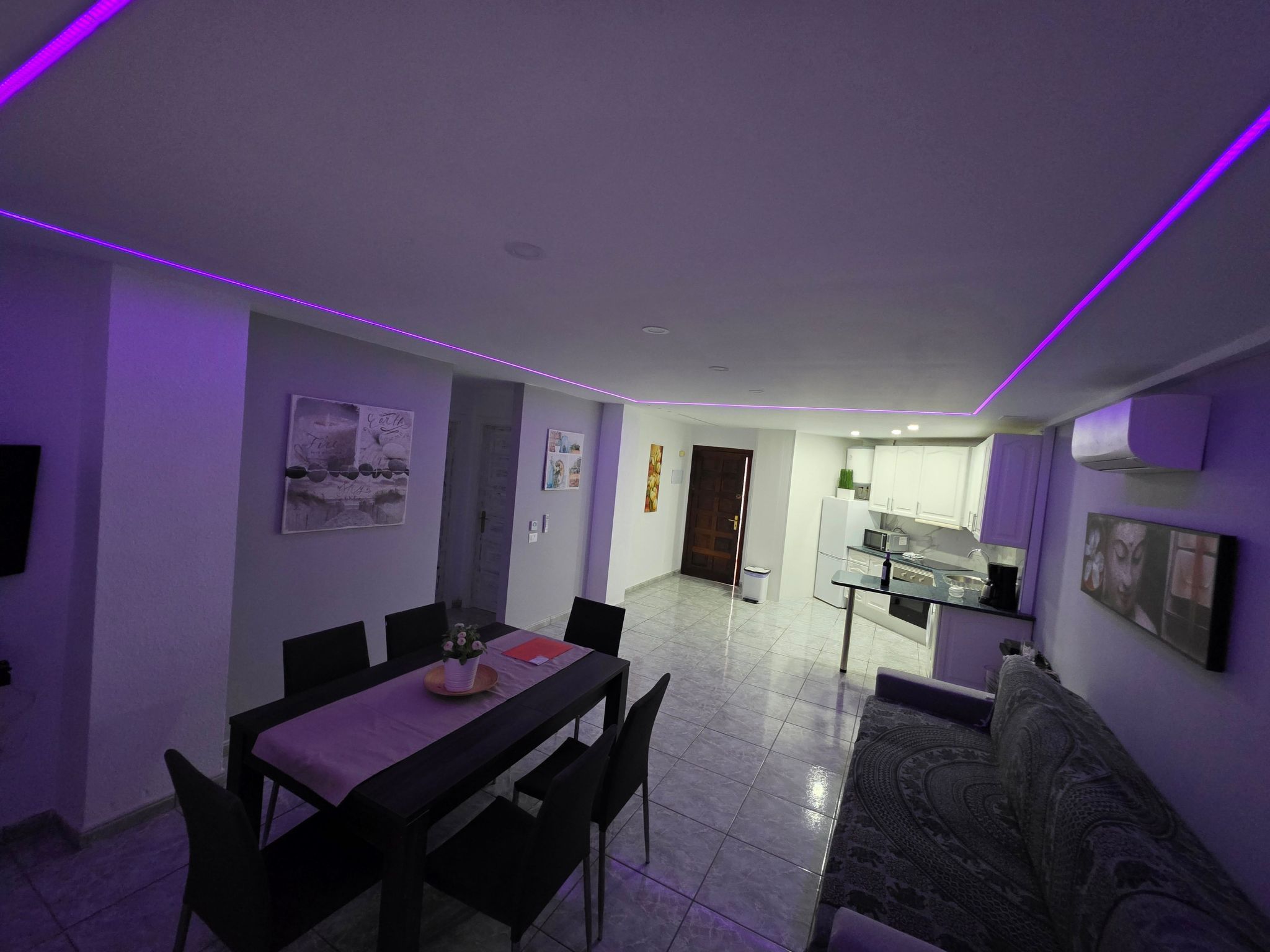 Wohnung mit beheiztem gemeinsamem Pool-Image-tags.info