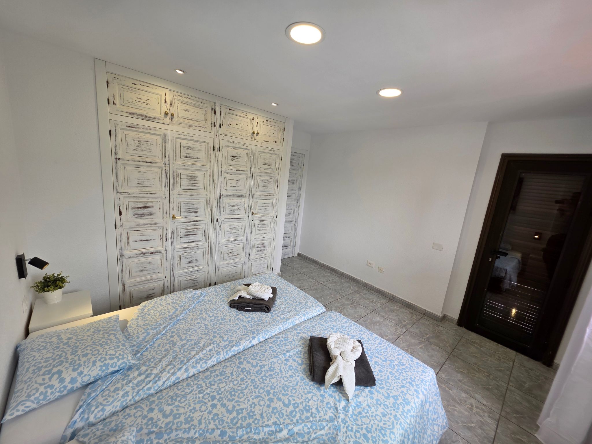 Wohnung mit beheiztem gemeinsamem Pool-Image-tags.info