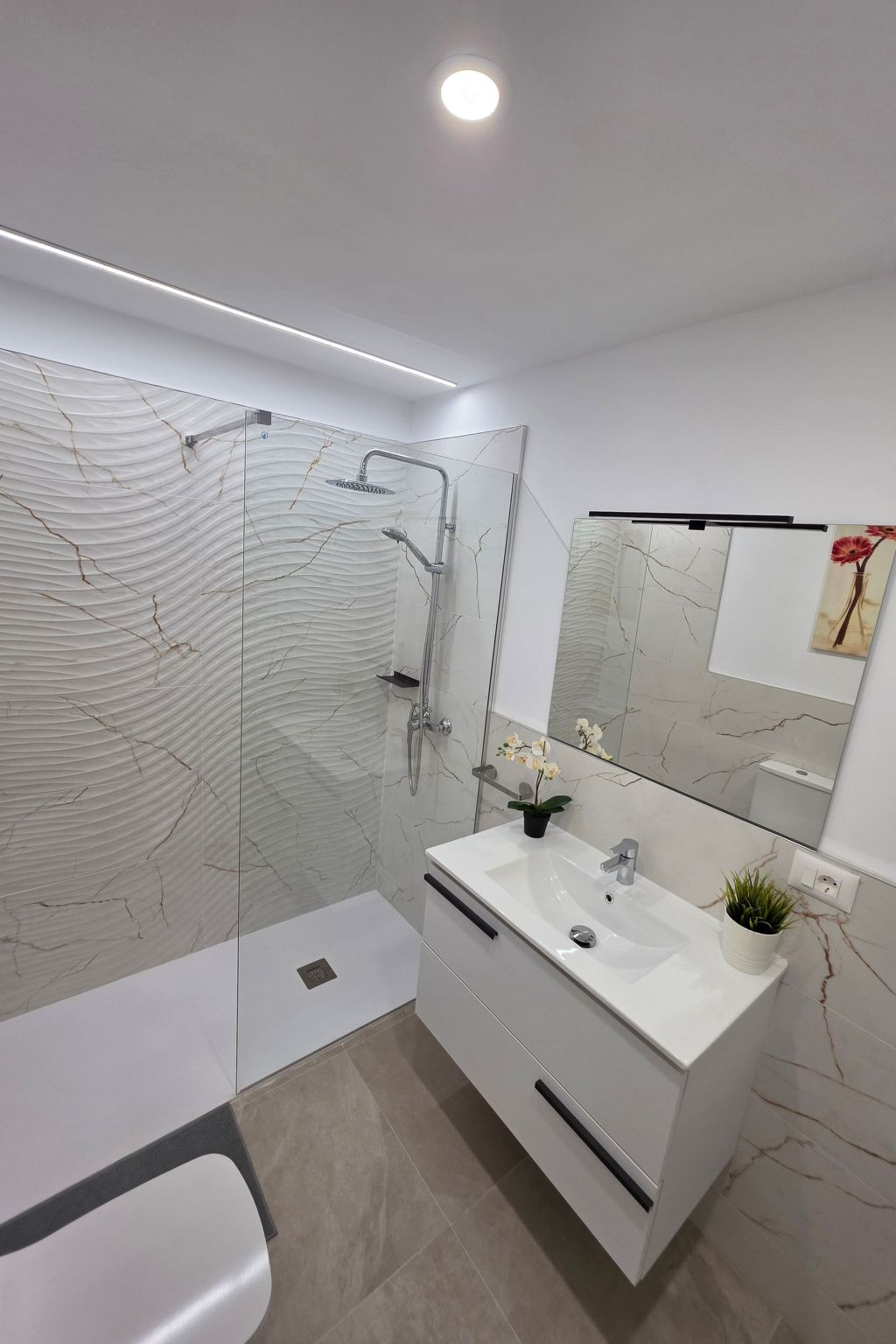 Wohnung mit beheiztem gemeinsamem Pool-Image-tags.info