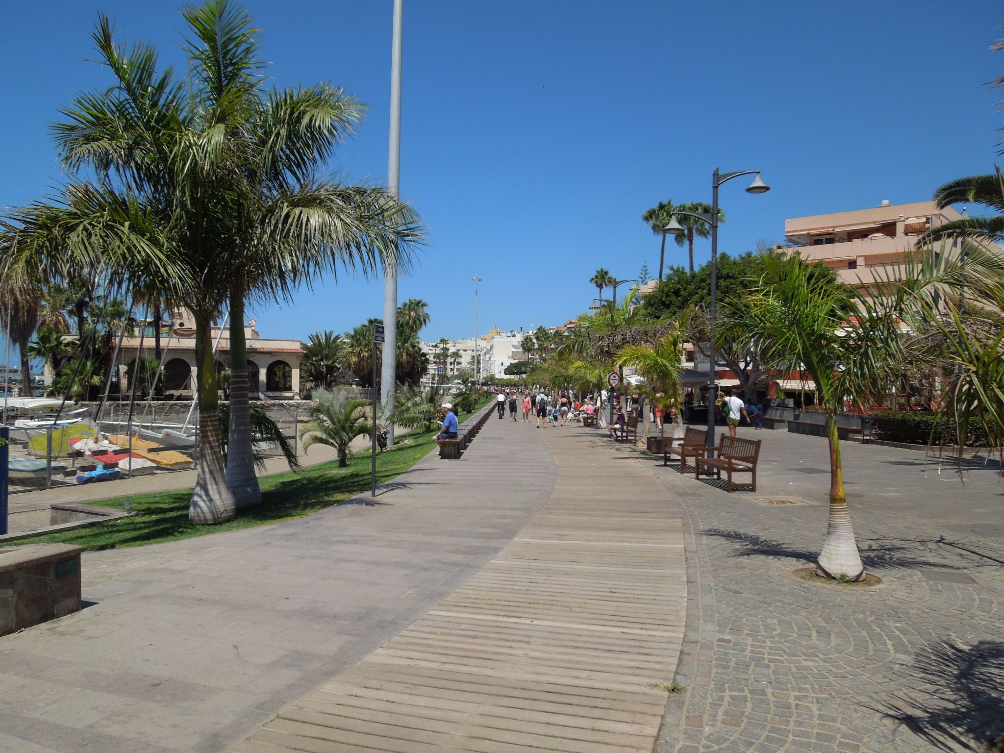 Wohnung mit beheiztem gemeinsamem Pool-Image-tags.info