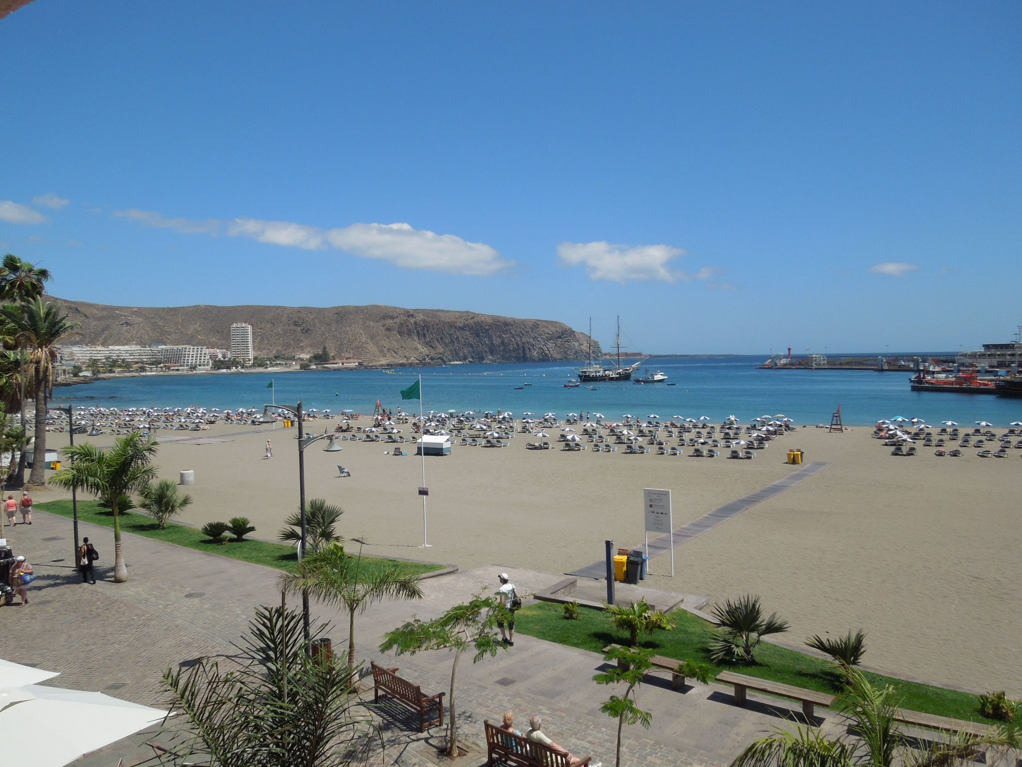 Wohnung mit beheiztem gemeinsamem Pool-Image-tags.info