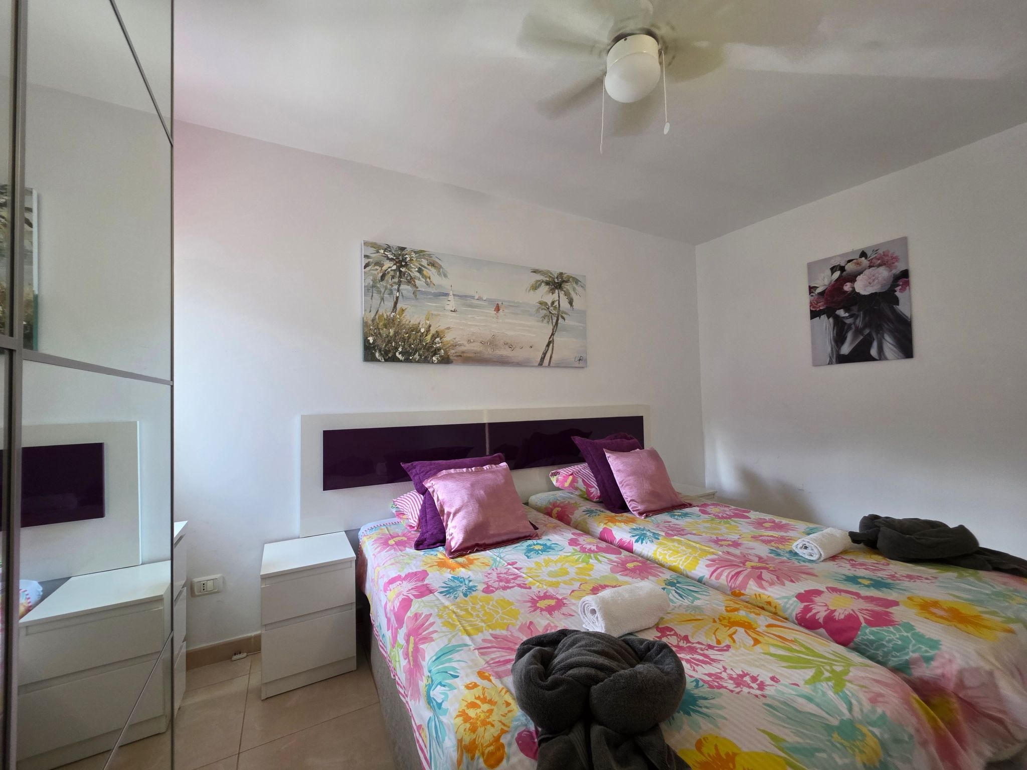 Jacaranda am Meer-Inside