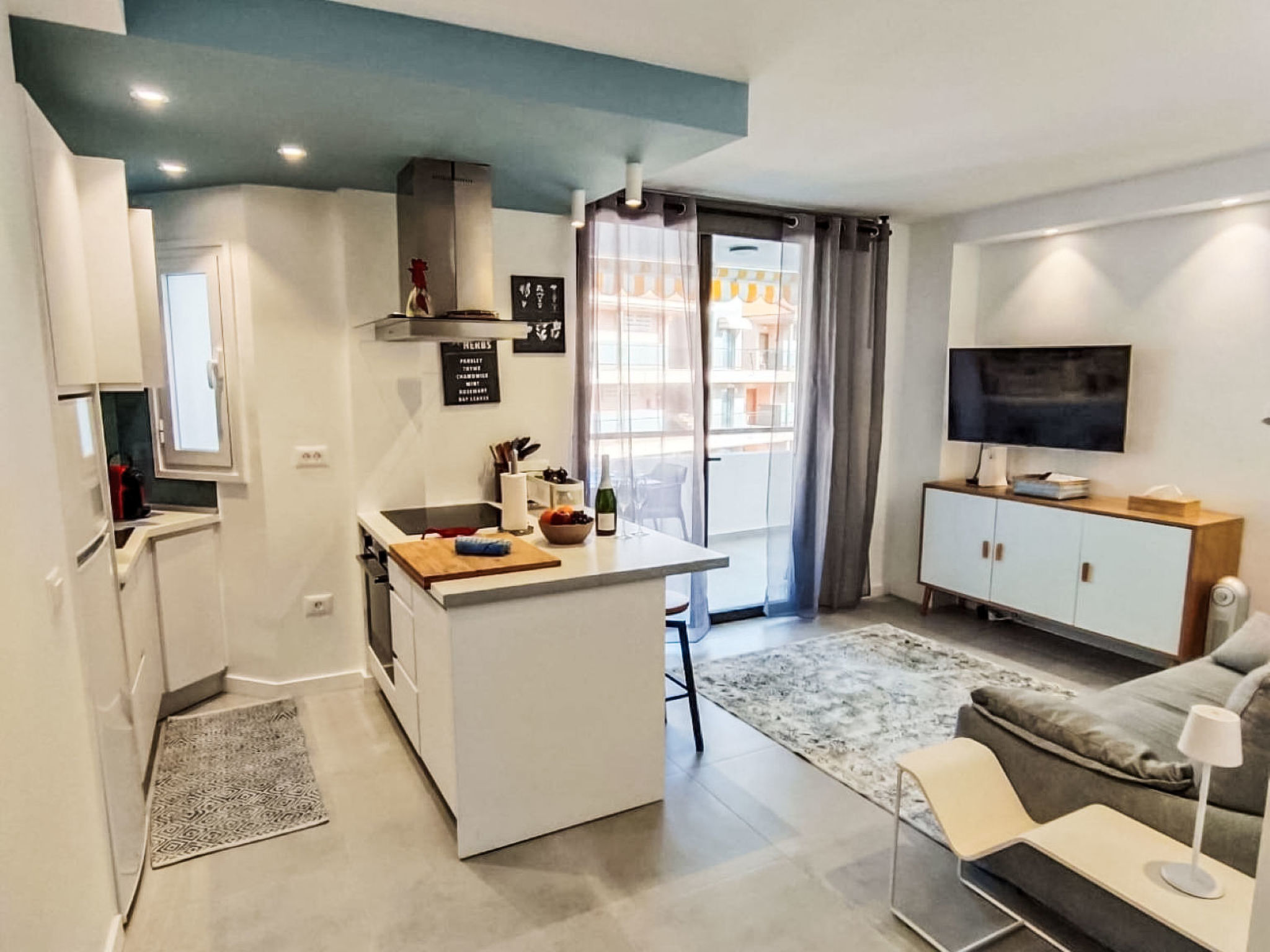 Ruhige, charmant renovierte Wohnung, Terrasse, P - Binnen