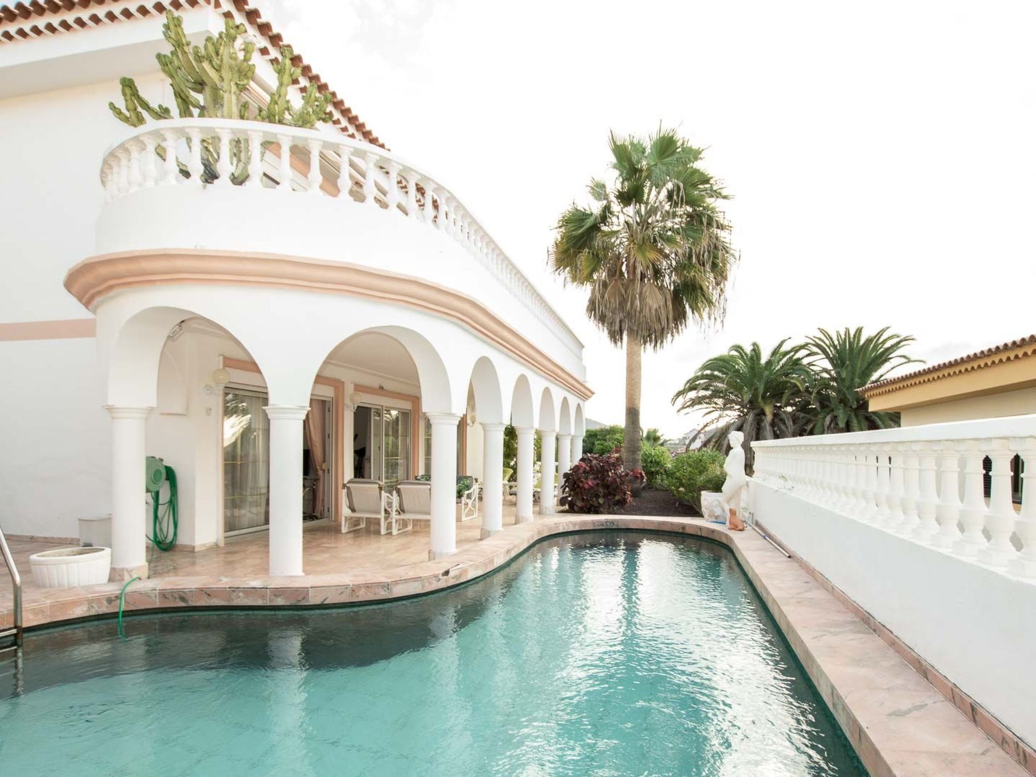 Villa mit beheizten Privat Pool und Meersicht