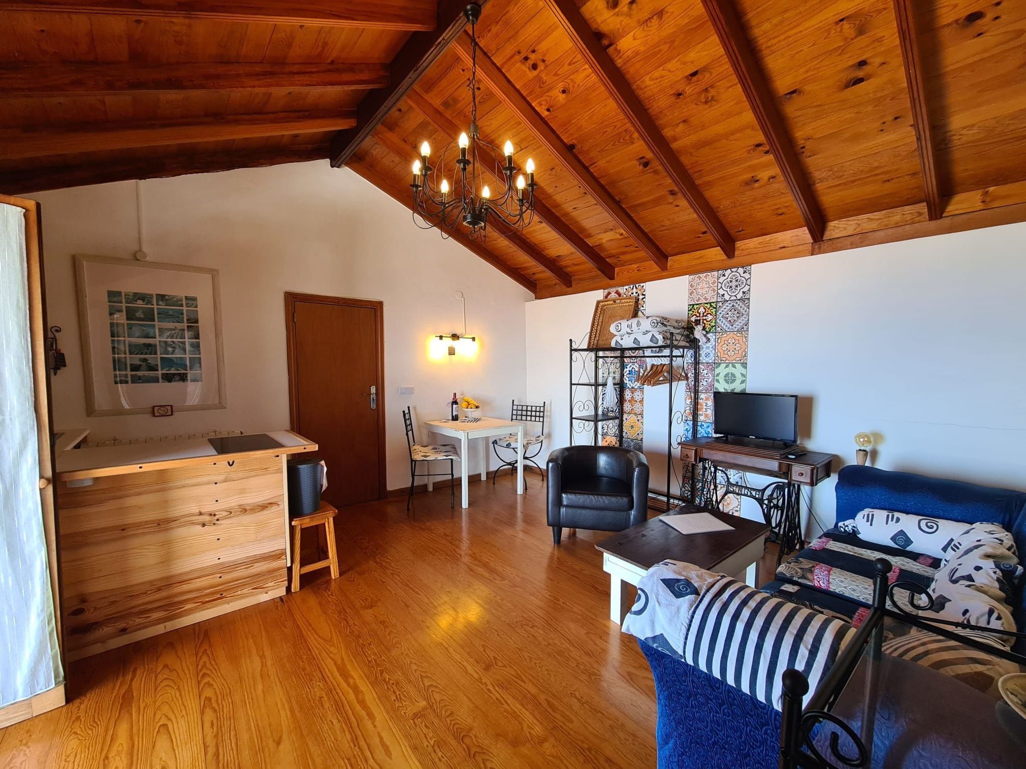 Schönes Apartment in Genovés mit Ozeanblick-Image-tags.info