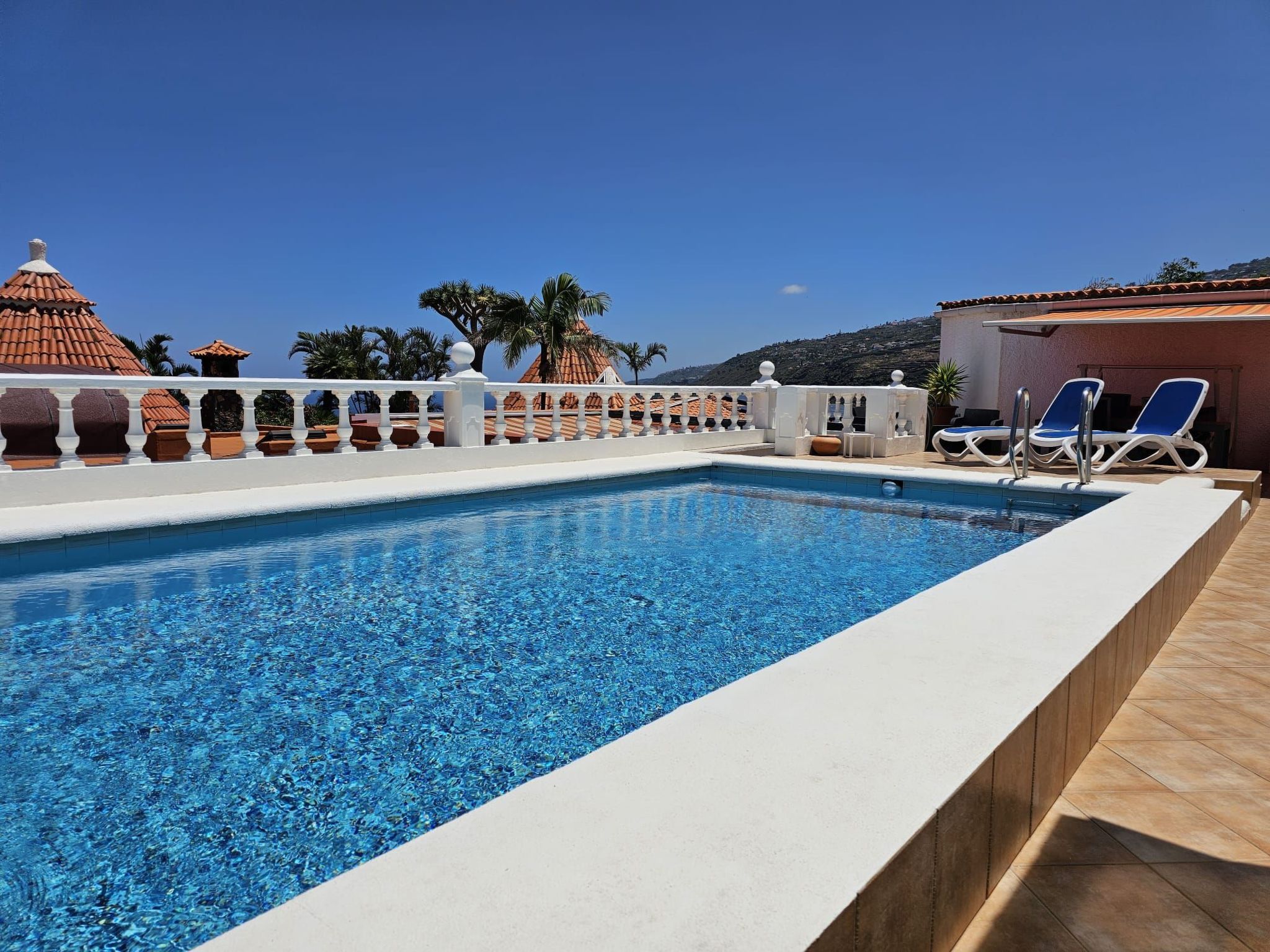 La Palmita mit Meerblick-Binnen