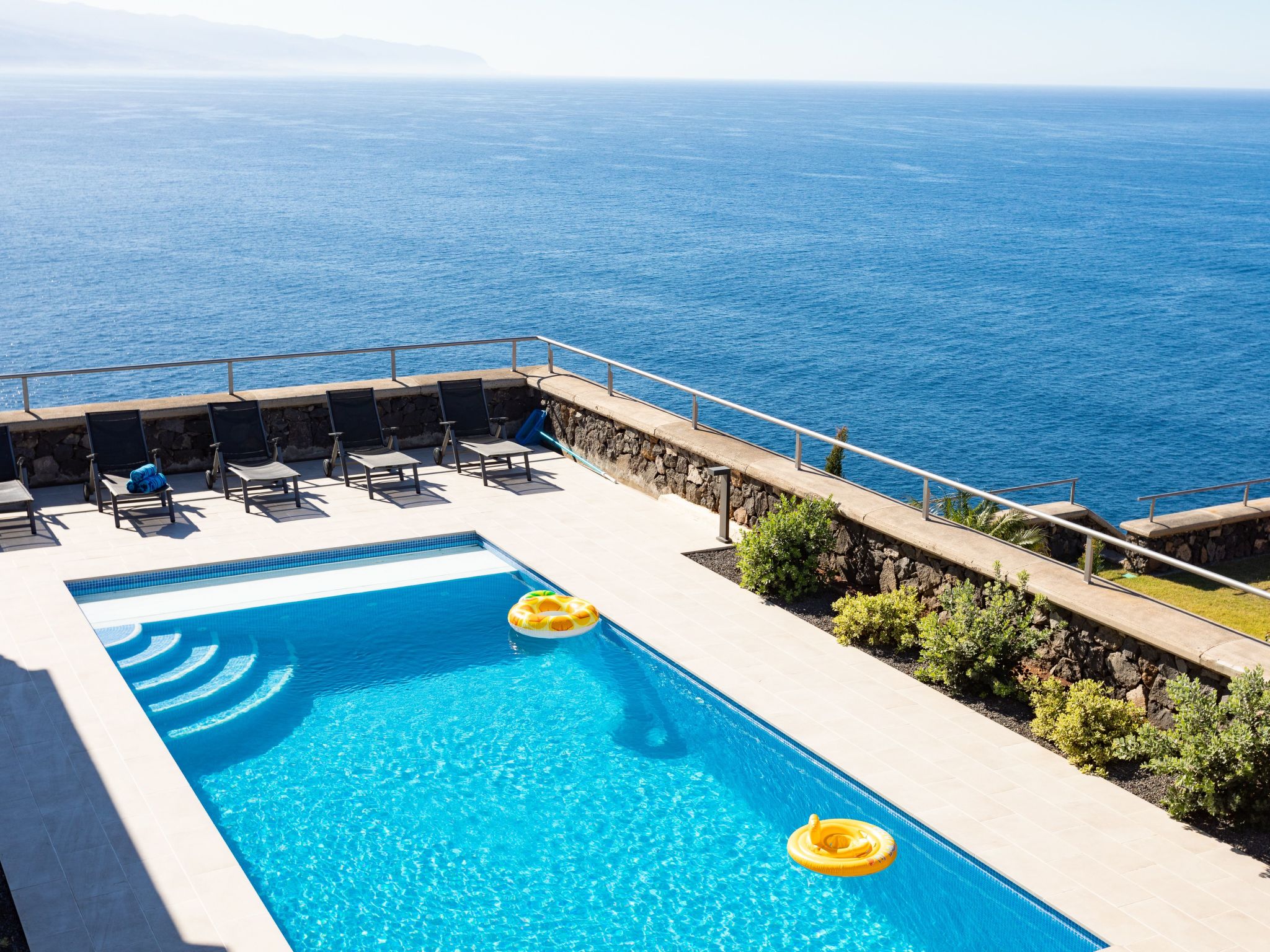 Für 3 Personen und 1 Kind in Juan Fernández, Teneriffa (Nordküste von Teneriffa-Image-tags.info