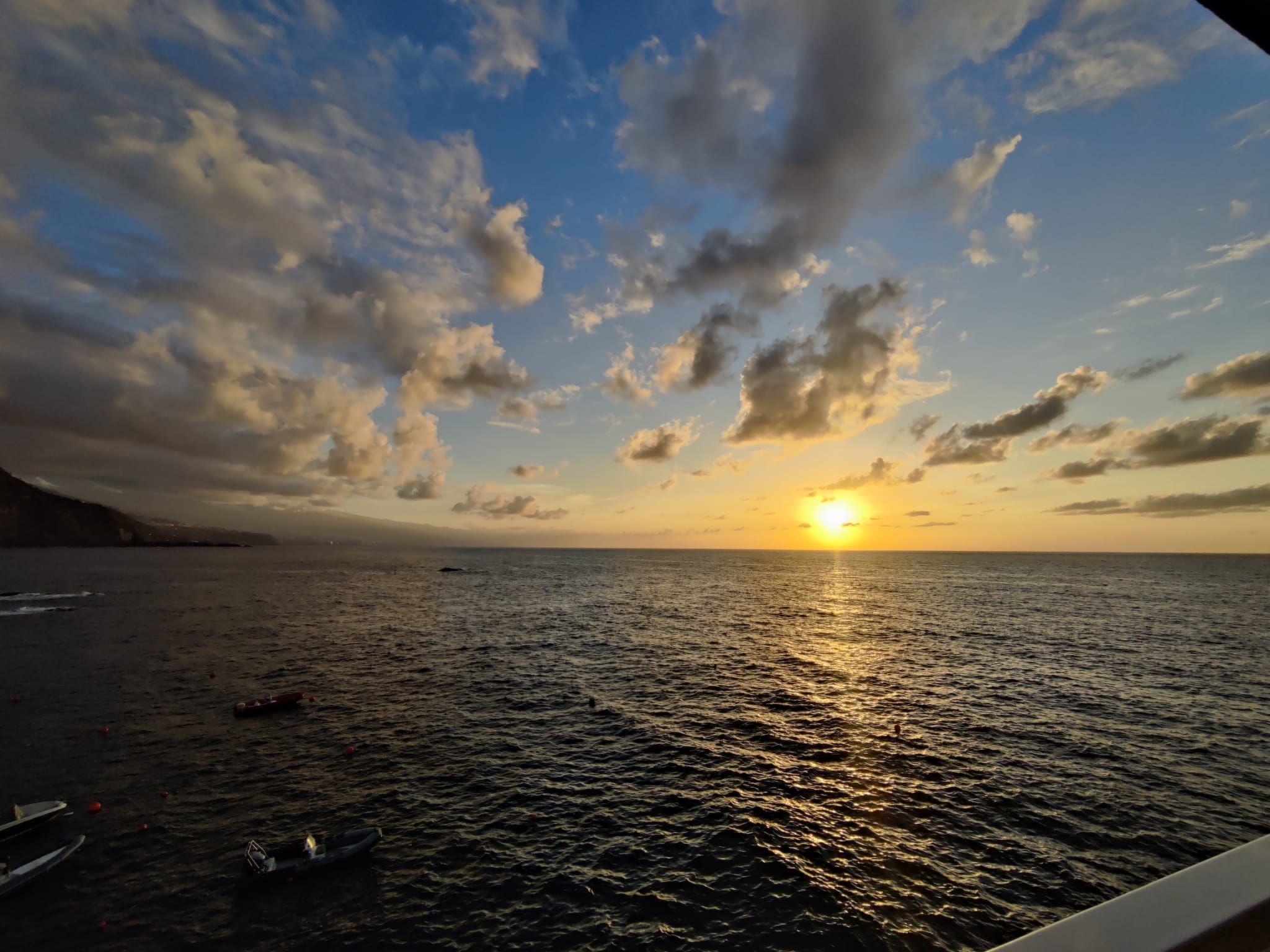 In Mesa Del Mar mit Offenem Balkon-Binnen
