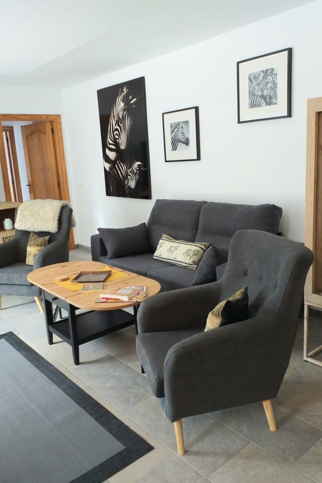 In Mesa Del Mar mit Offenem Balkon-Binnen