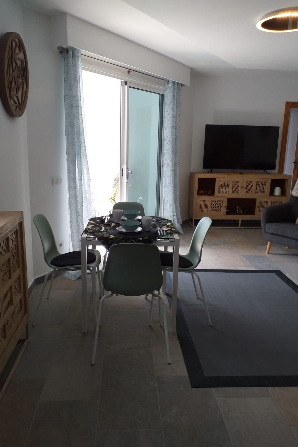 In Mesa Del Mar mit Offenem Balkon-Binnen