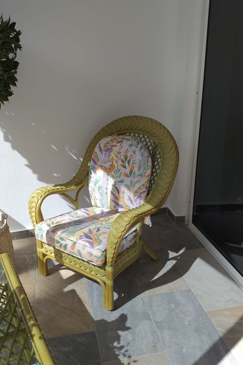 In Mesa Del Mar mit Offenem Balkon-Binnen