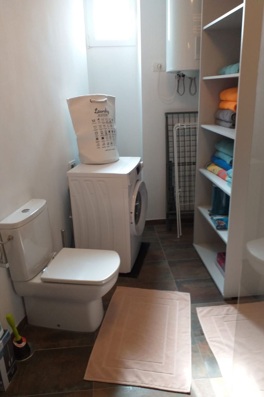 In Mesa Del Mar mit Offenem Balkon-Binnen