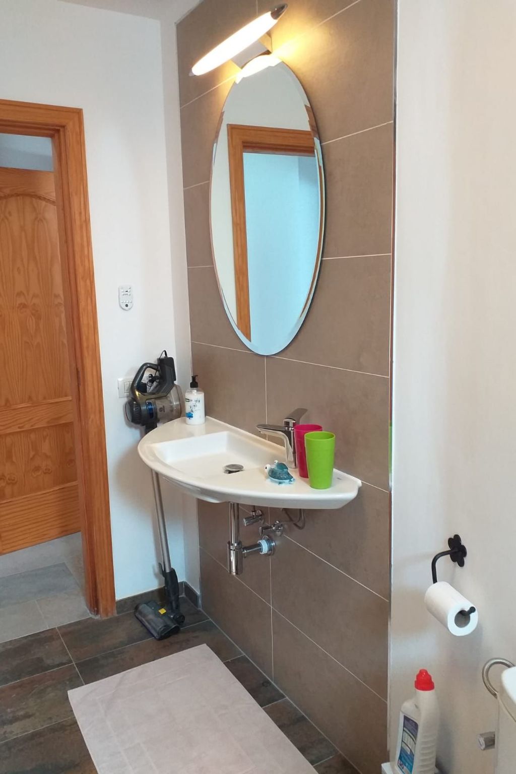 In Mesa Del Mar mit Offenem Balkon-Binnen