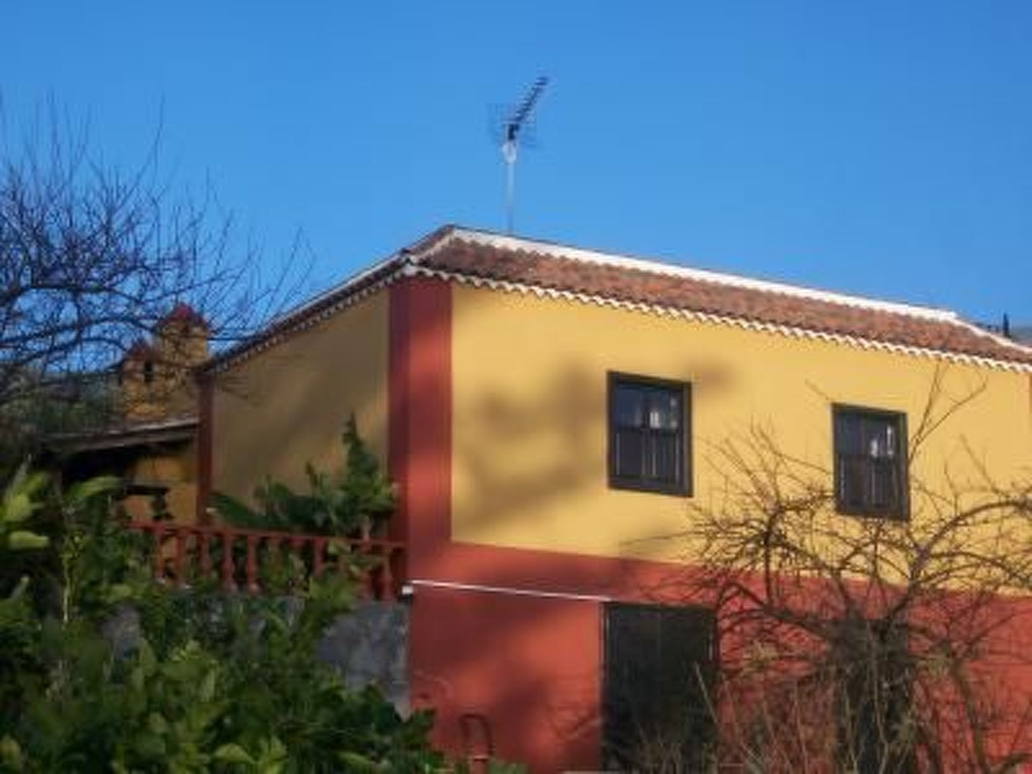 Typisches kanarisches Häuschen mit Terrasse und Grill-Drinnen