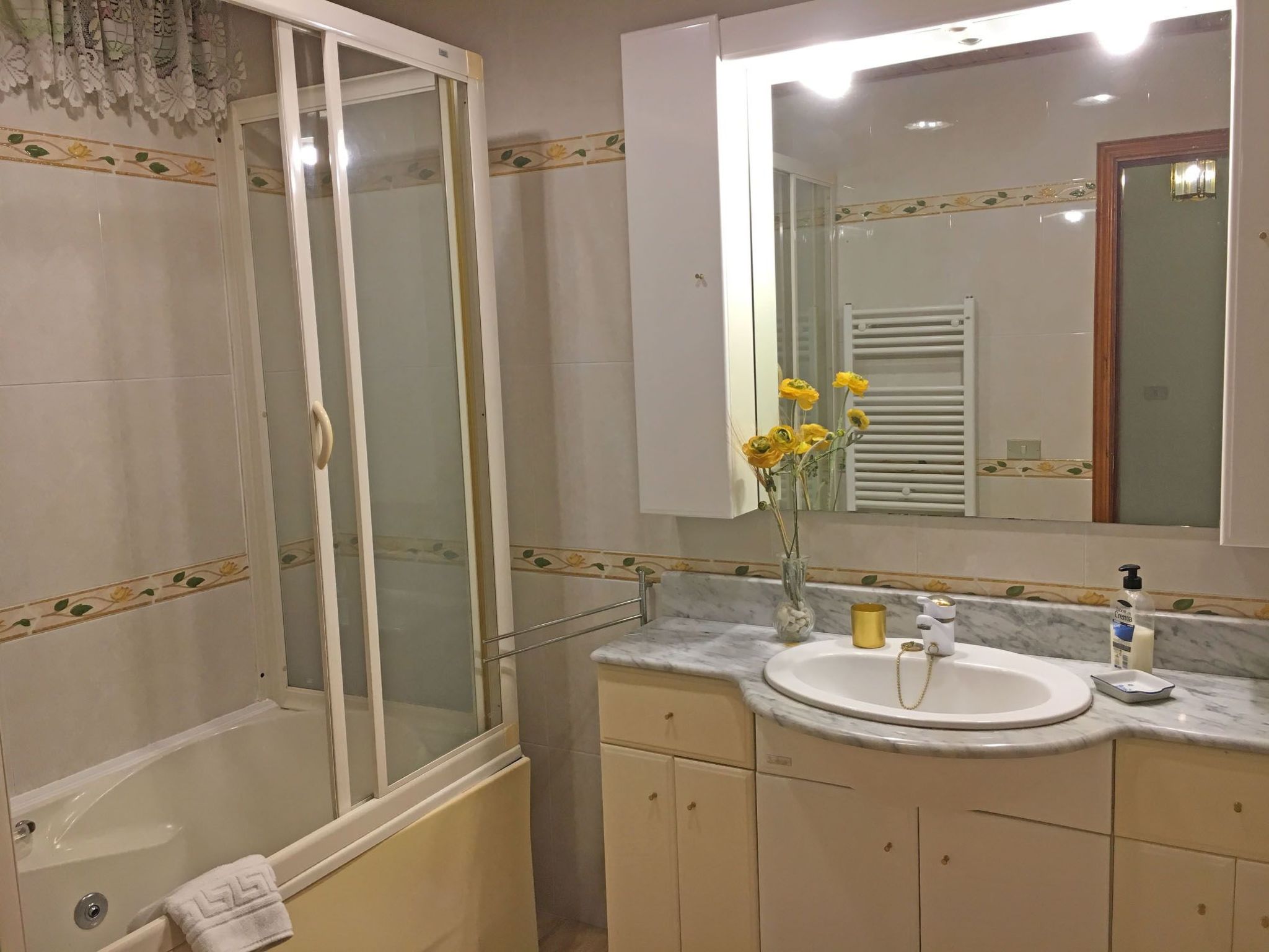 Deluxe Familiensuite mit 2 Schlafzimmern und Meerblick-Inside