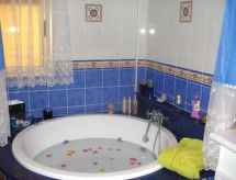 mit Jacuzzi