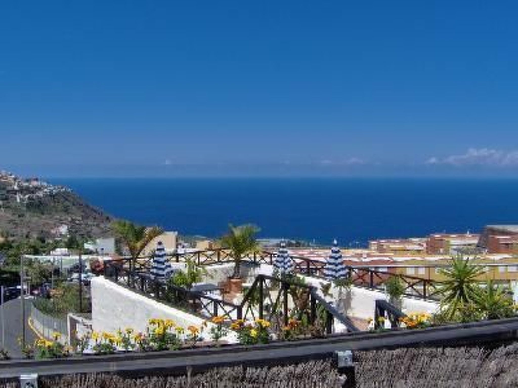 Mit Blick auf das Wasser-Image-tags.info