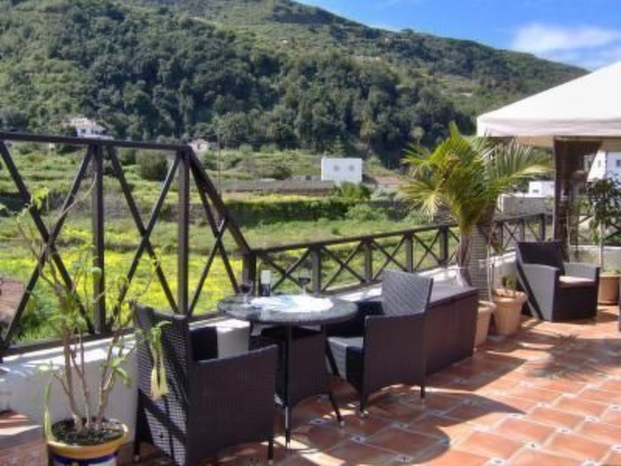 Mit Blick auf das Wasser-Image-tags.info