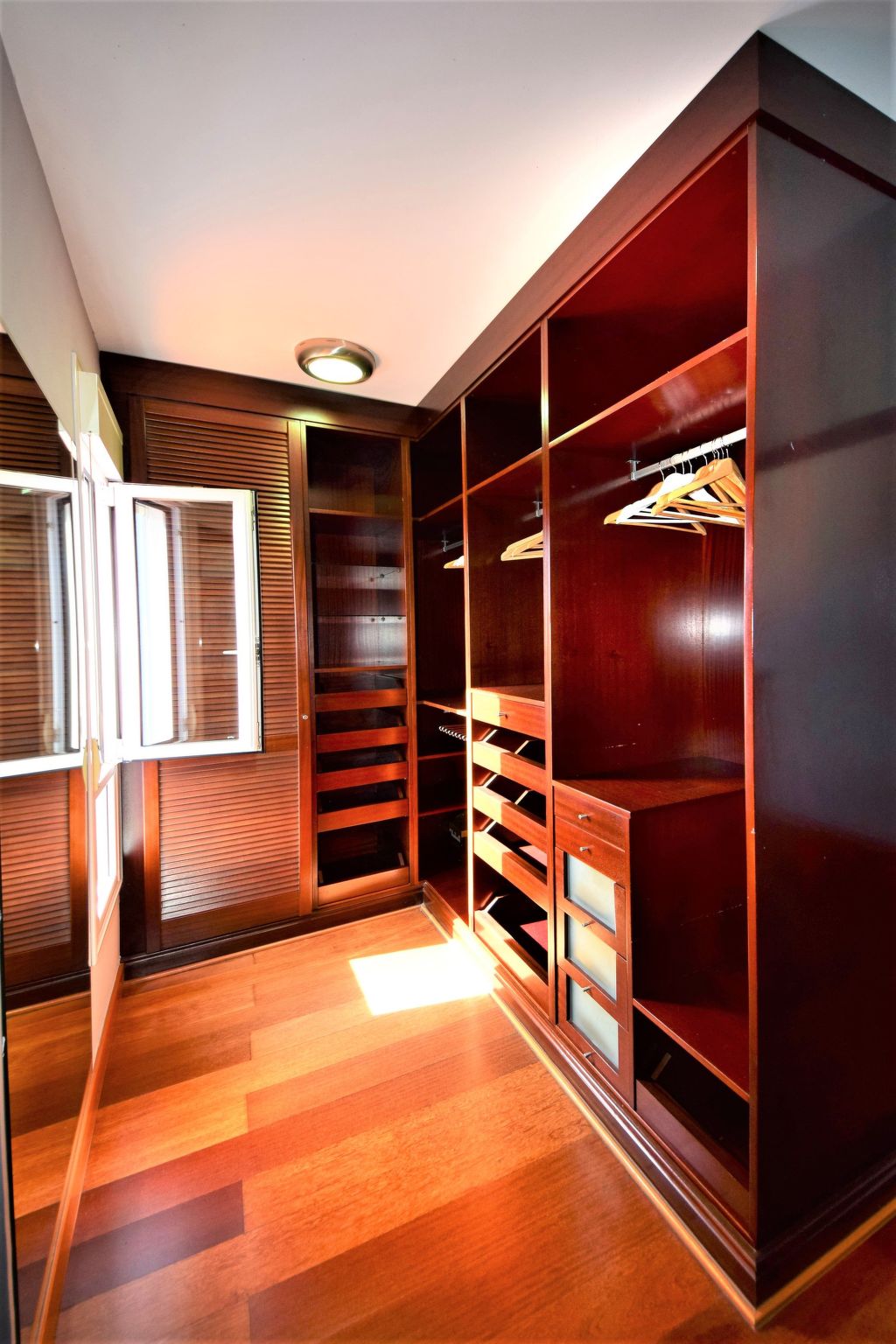 Photo of Ferienvilla "Villa Syrah" mit Jacuzzi