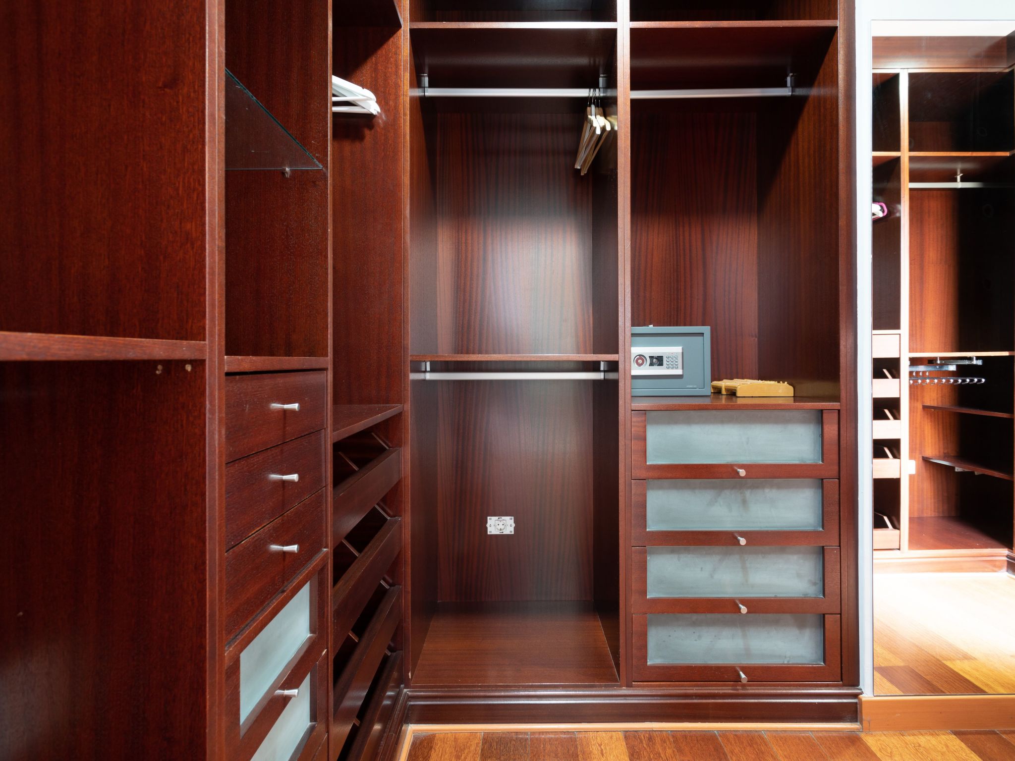 Photo of Ferienvilla "Villa Syrah" mit Jacuzzi