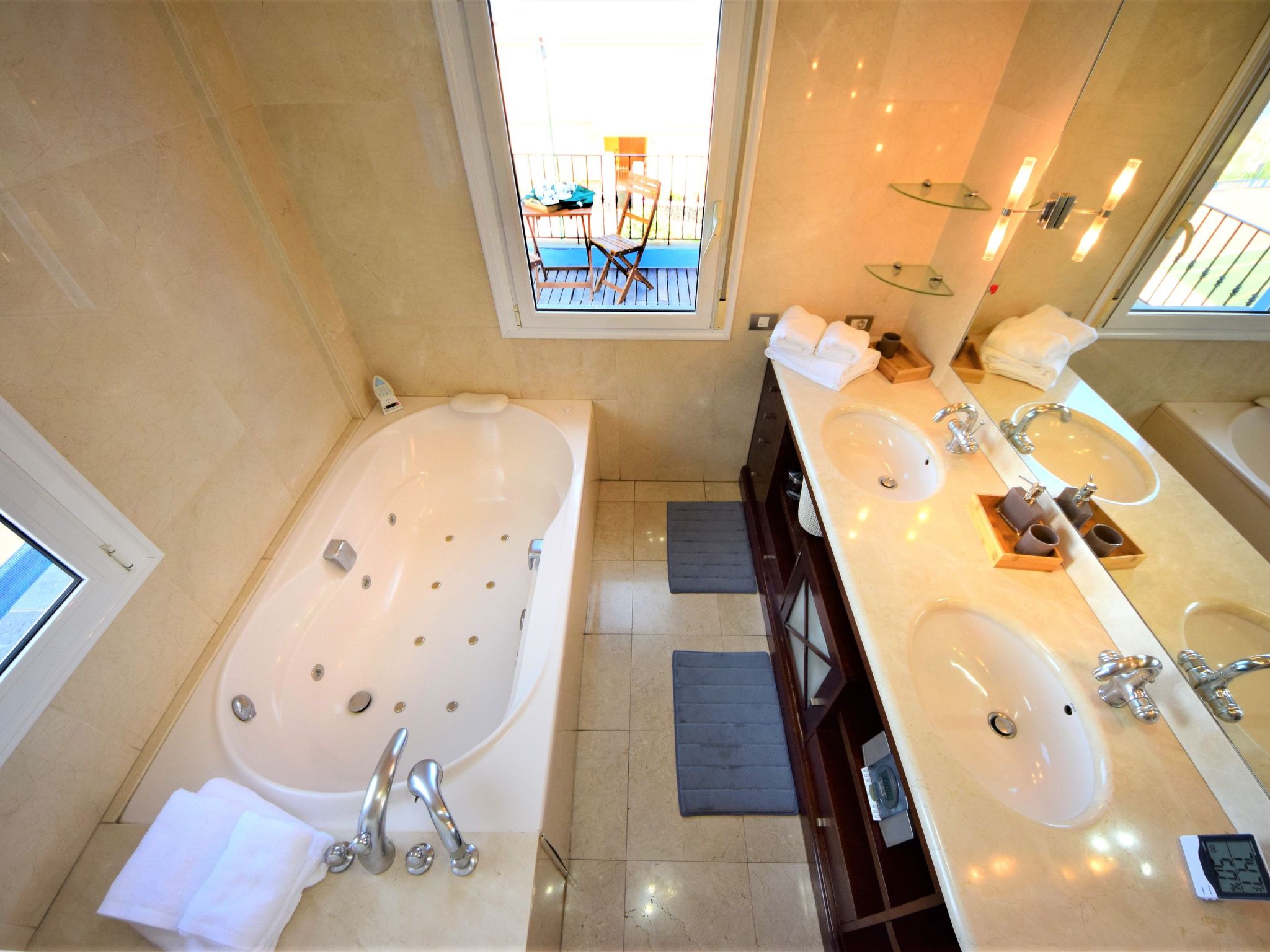 Photo of Ferienvilla "Villa Syrah" mit Jacuzzi