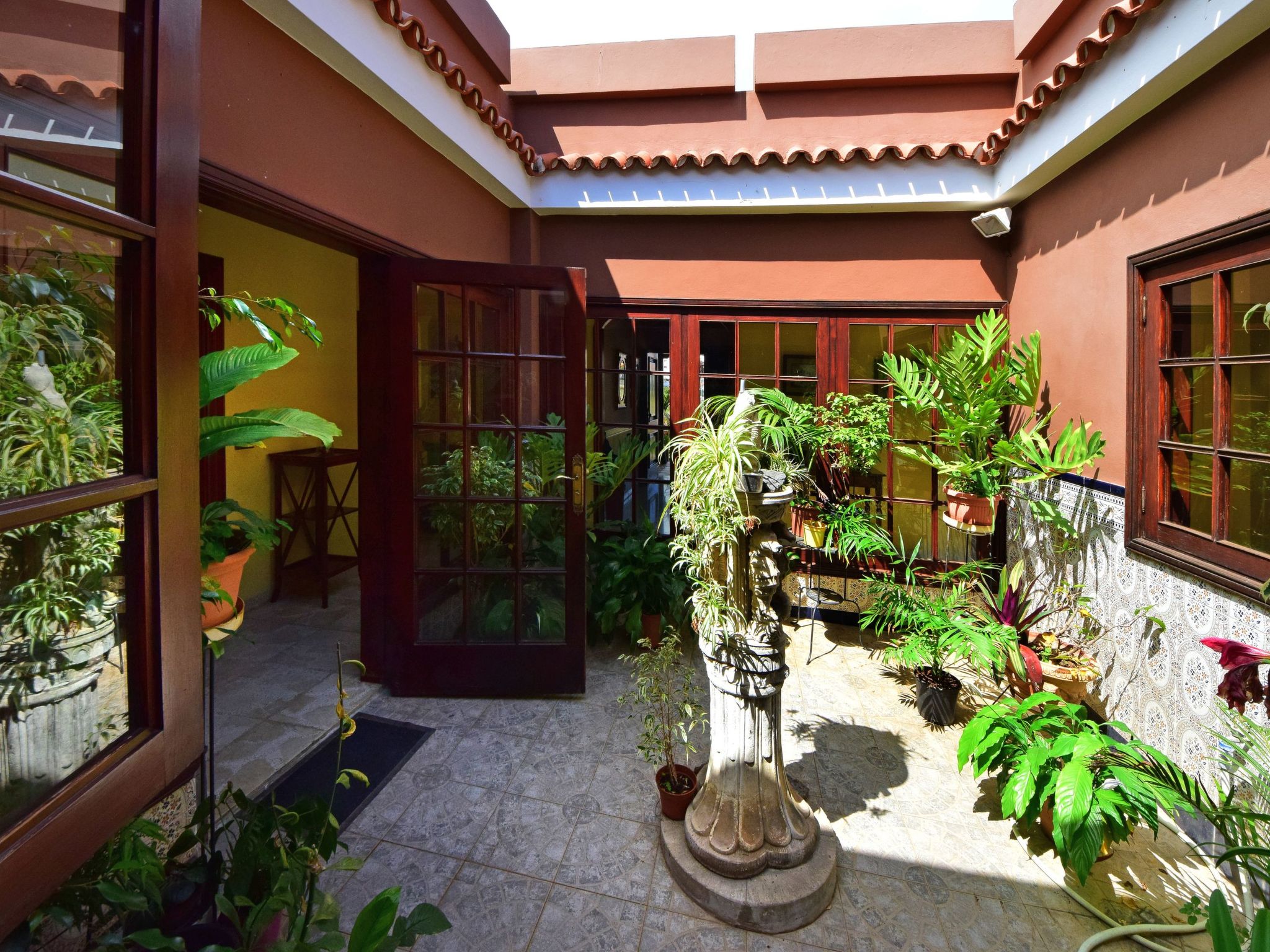 Haus Alina mit beheizbarem privatpool und barbecue-Outside