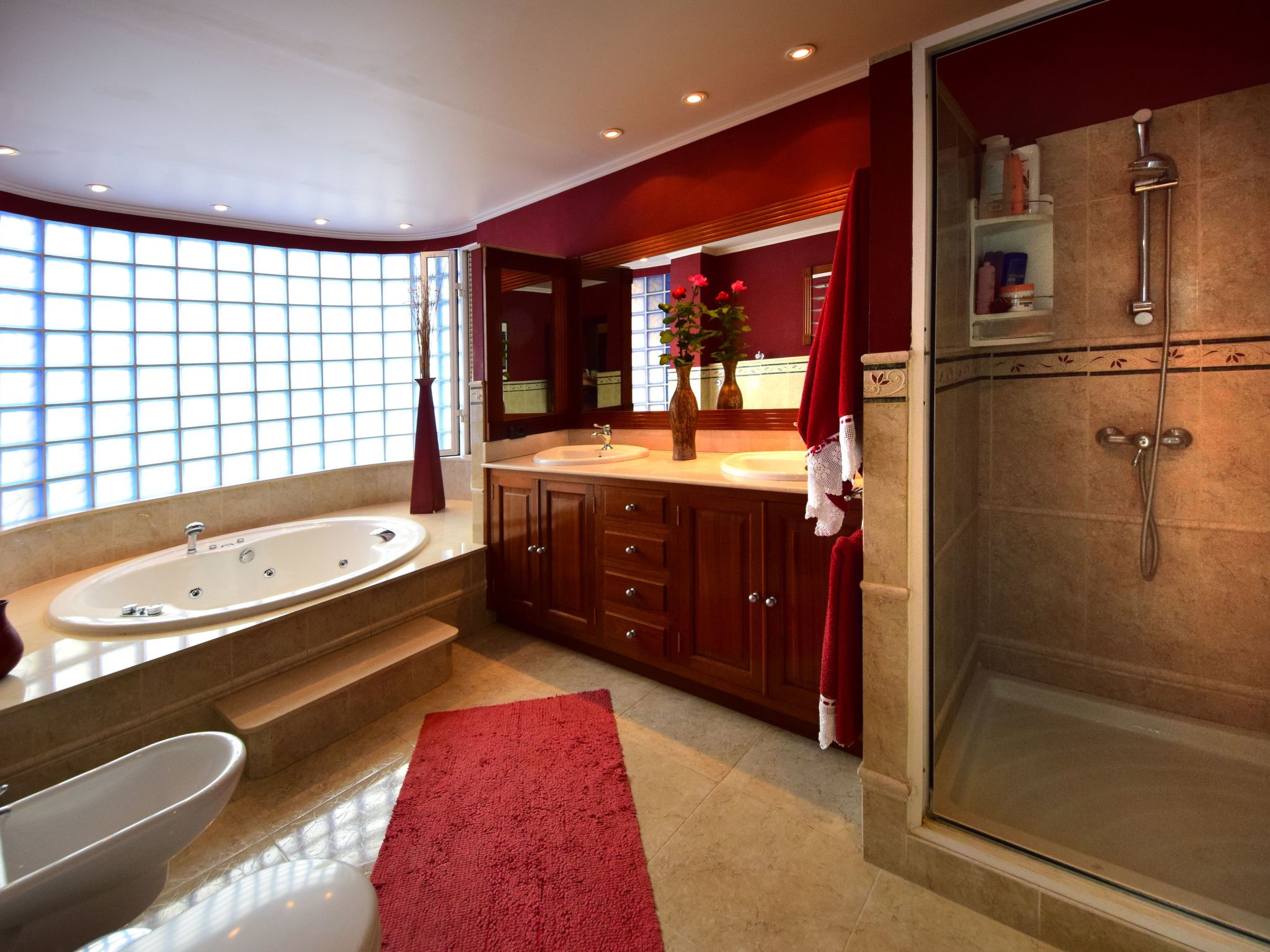 Photo of Haus Alina mit beheizbarem privatpool und barbecue