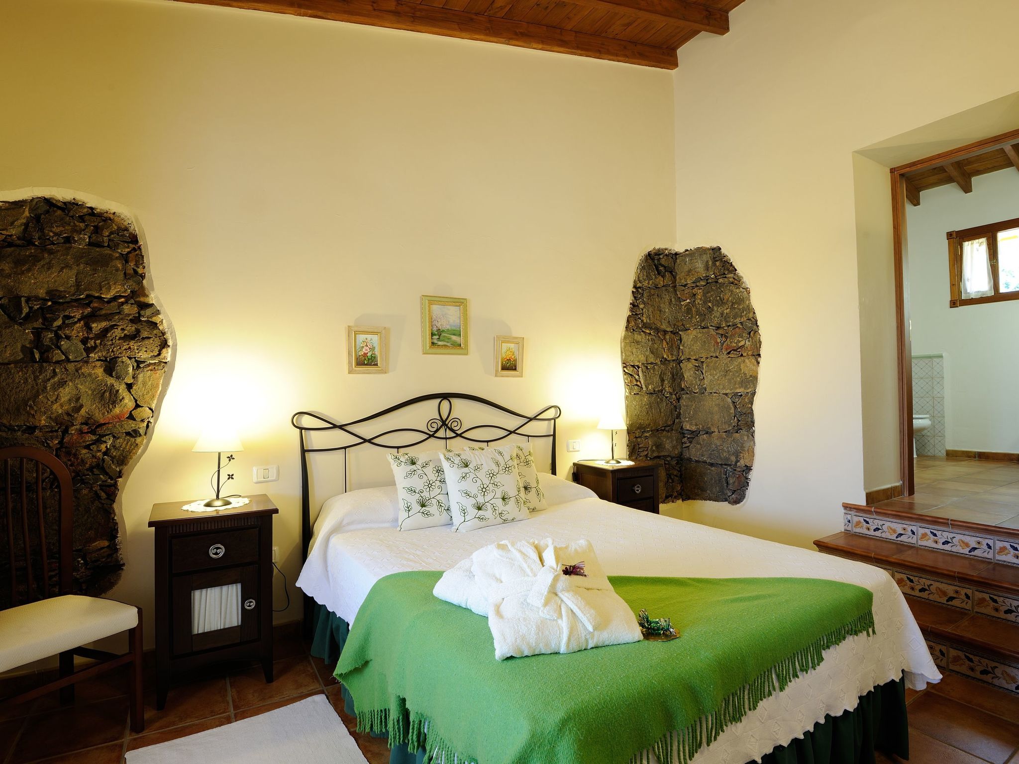 Mit Schwimmbad nur für Erwachsene-Drinnen