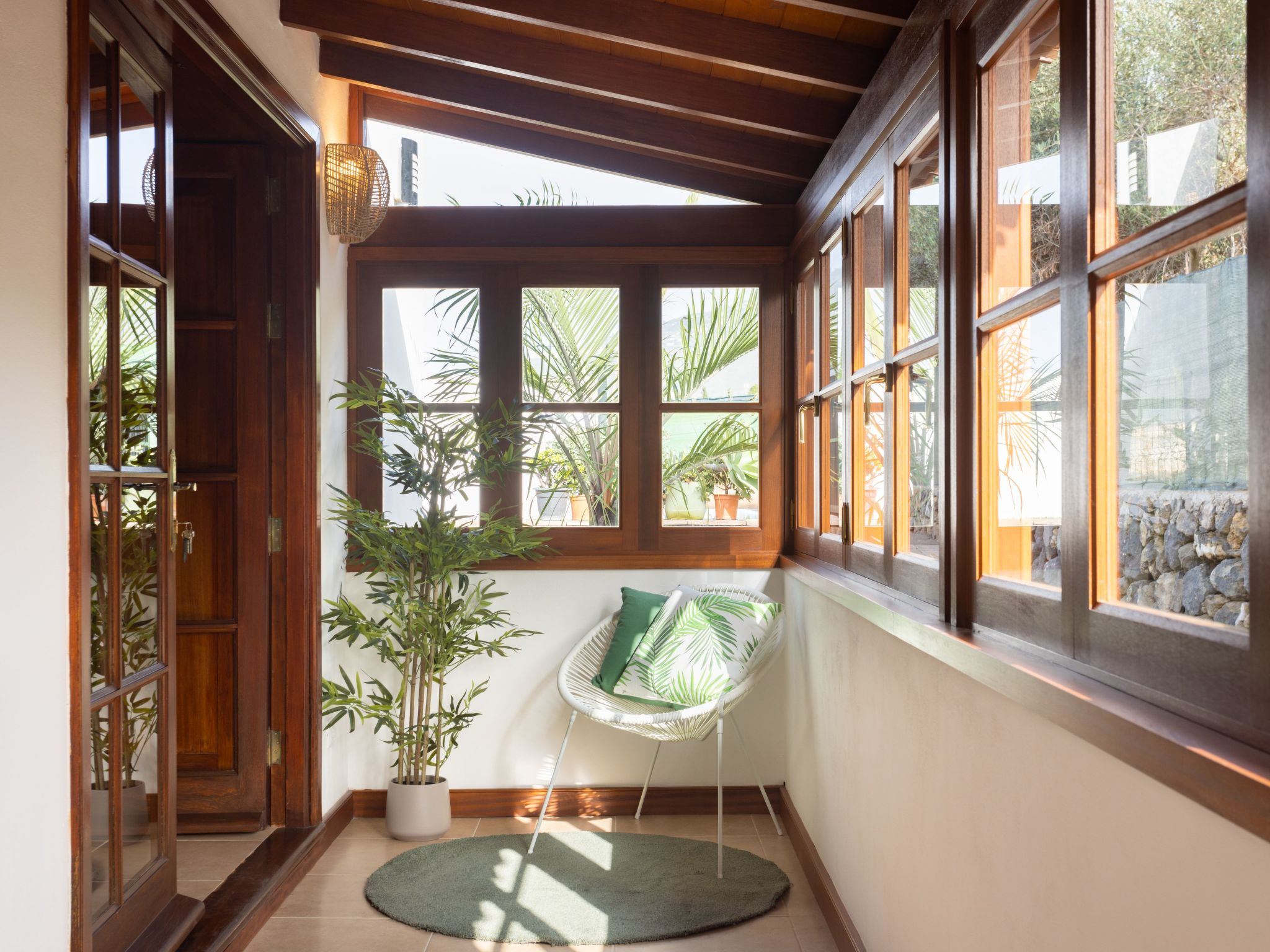 Cruz de los Martillos-Image-tags.info