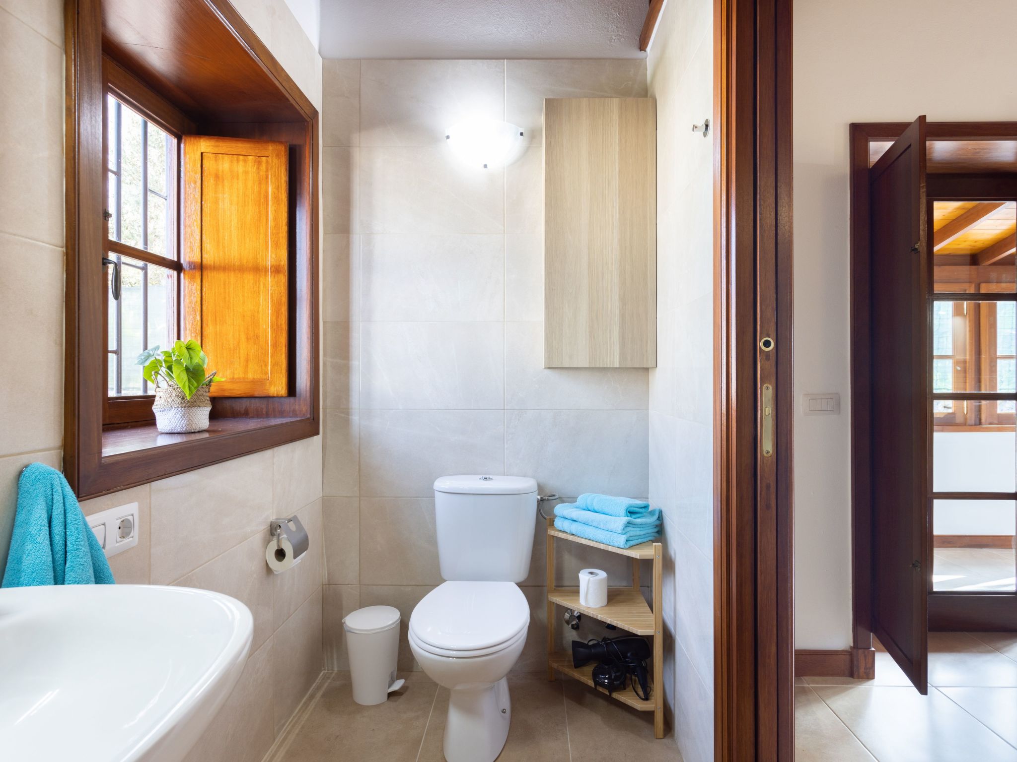 Cruz de los Martillos-Inside