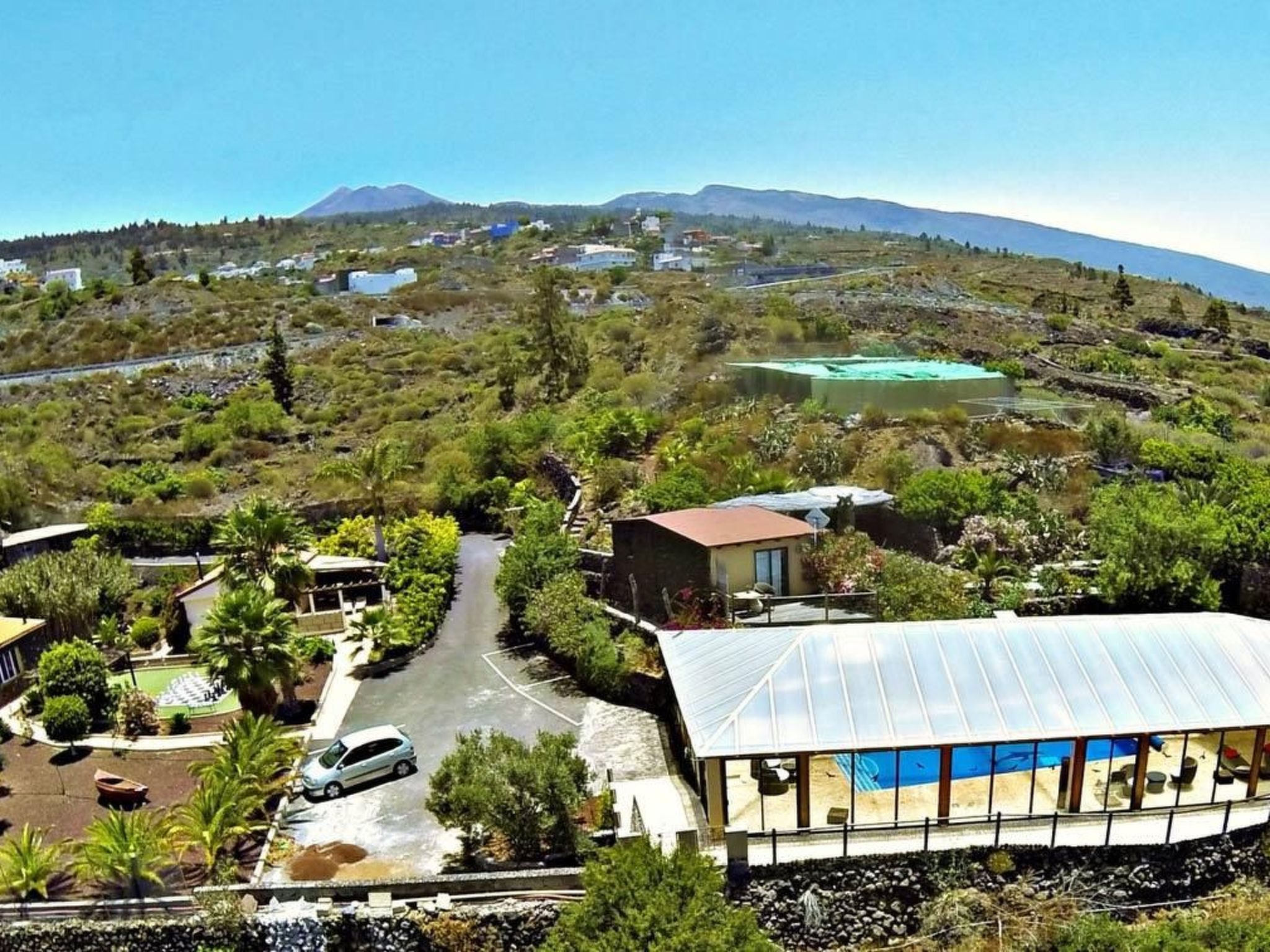 Modern eingerichtete Wohnung Leon mit Terrasse-Image-tags.info